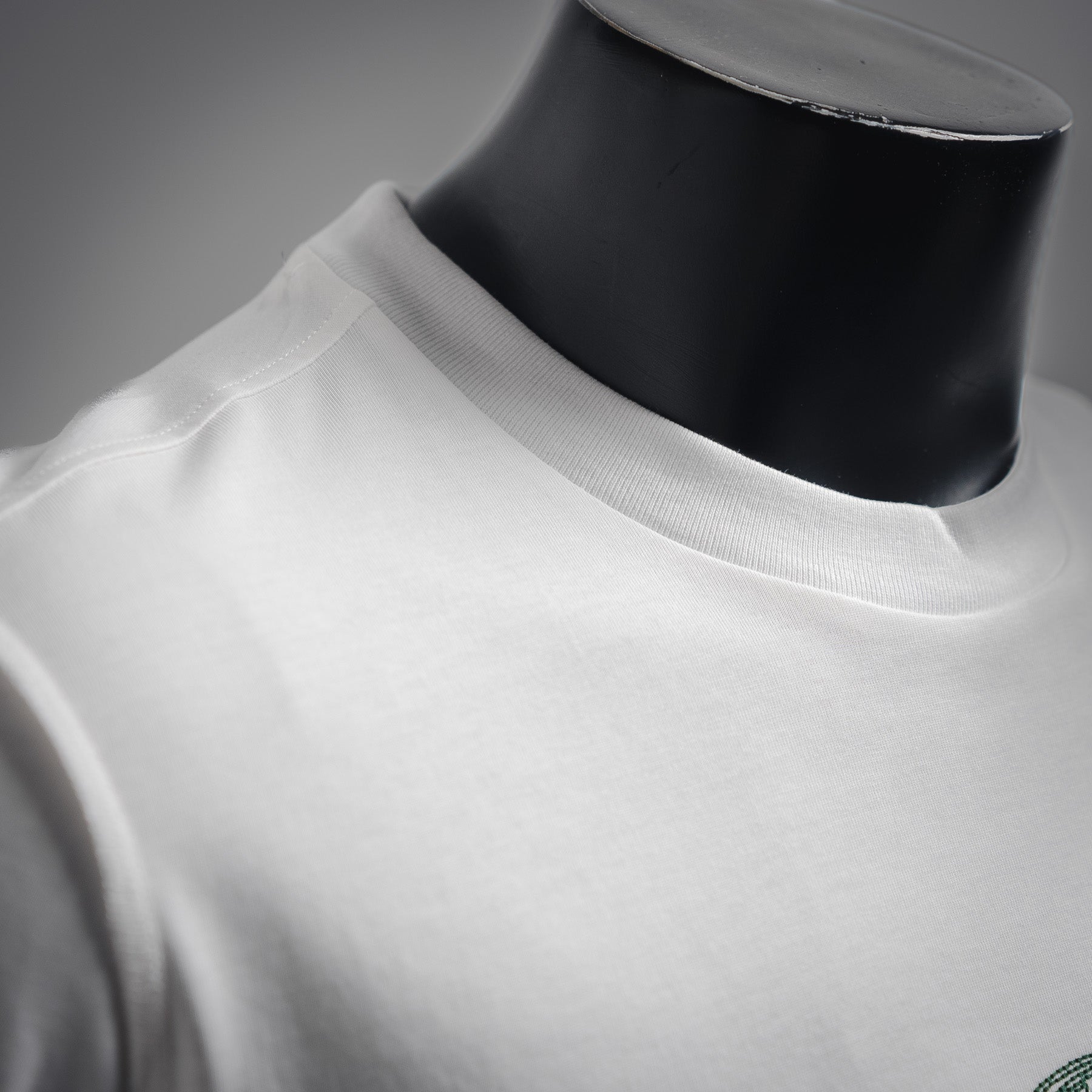 Louis 25ss embroidered t-shirt