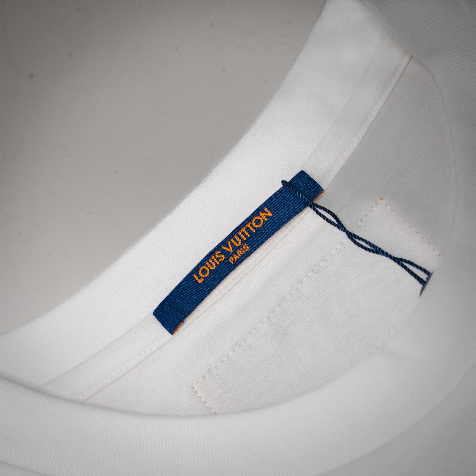 Louis 25ss embroidered t-shirt