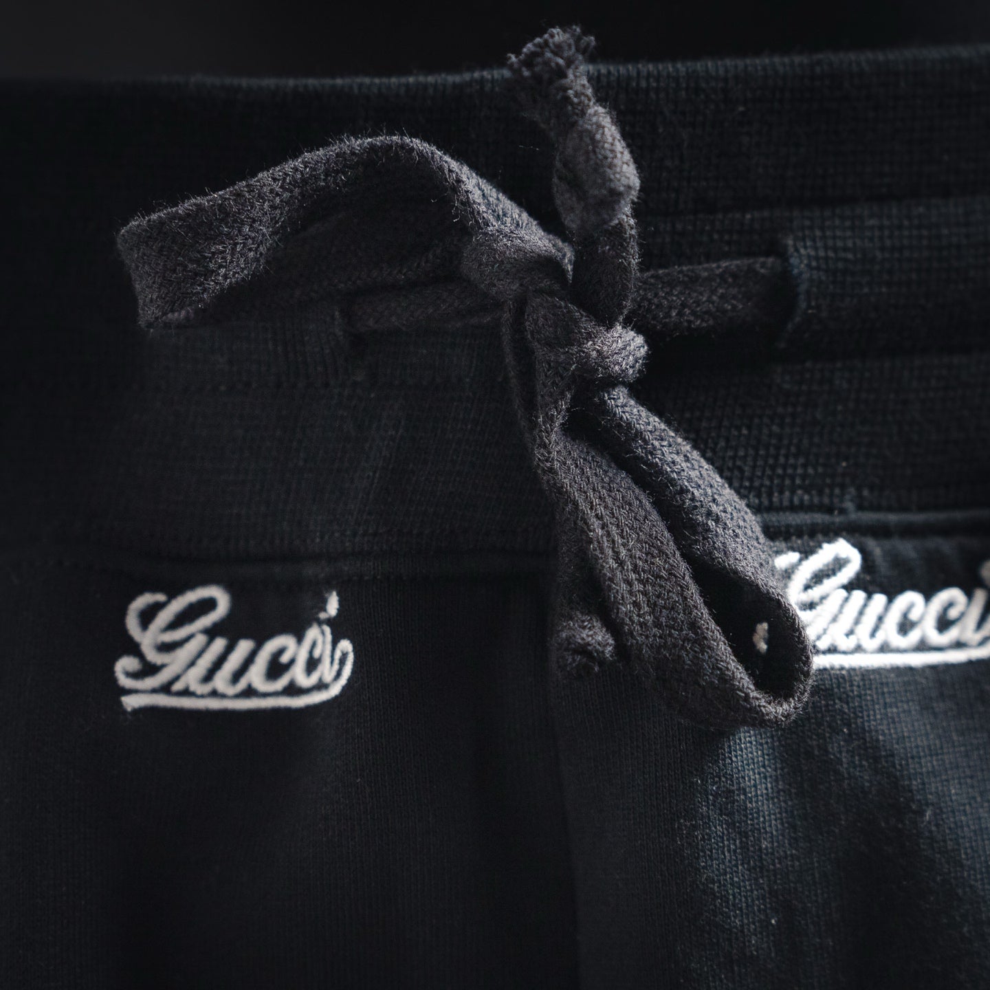 Guc 25ss embroidered short