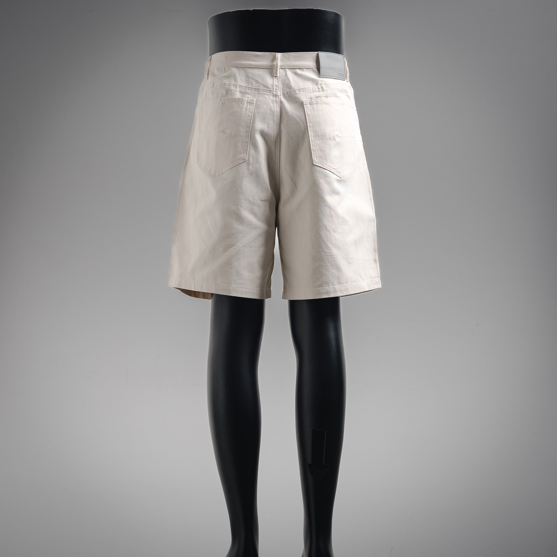 CD 25ss embroidered short