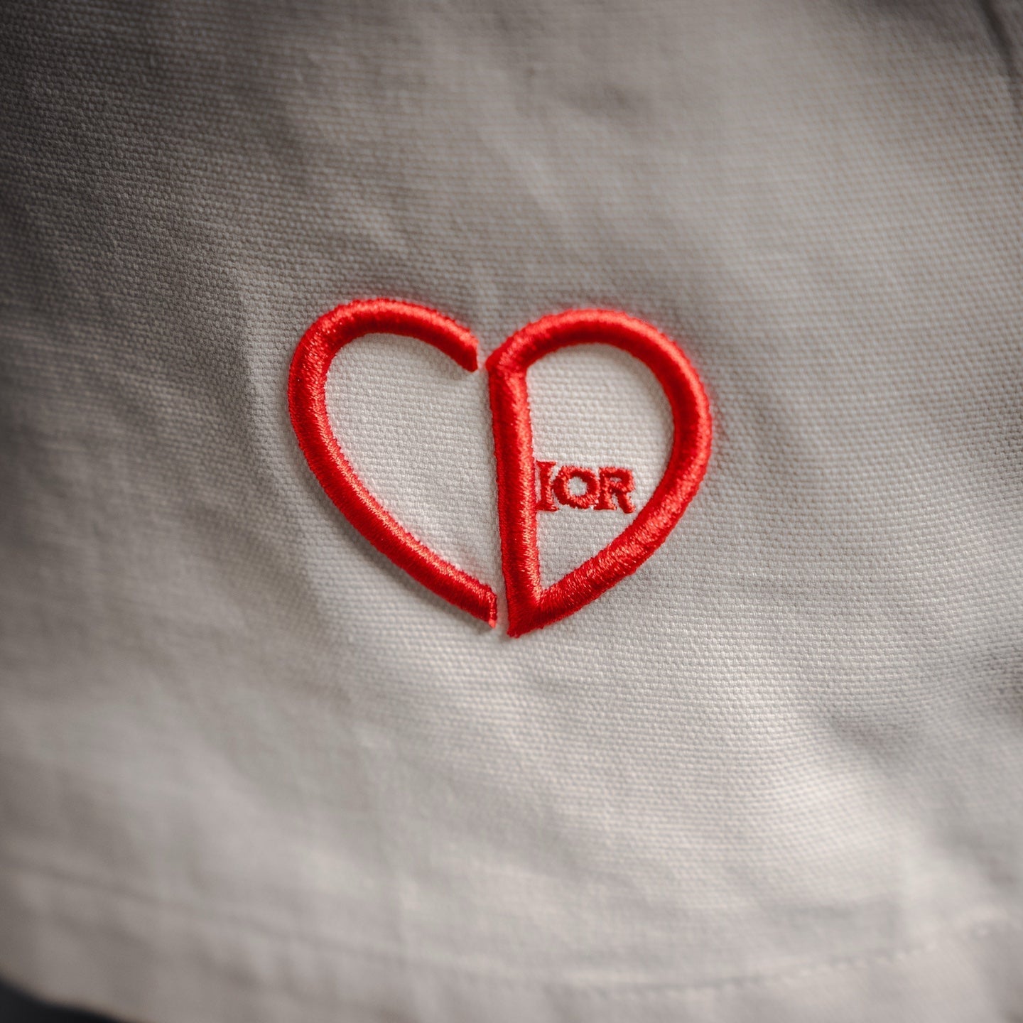 CD 25ss embroidered short