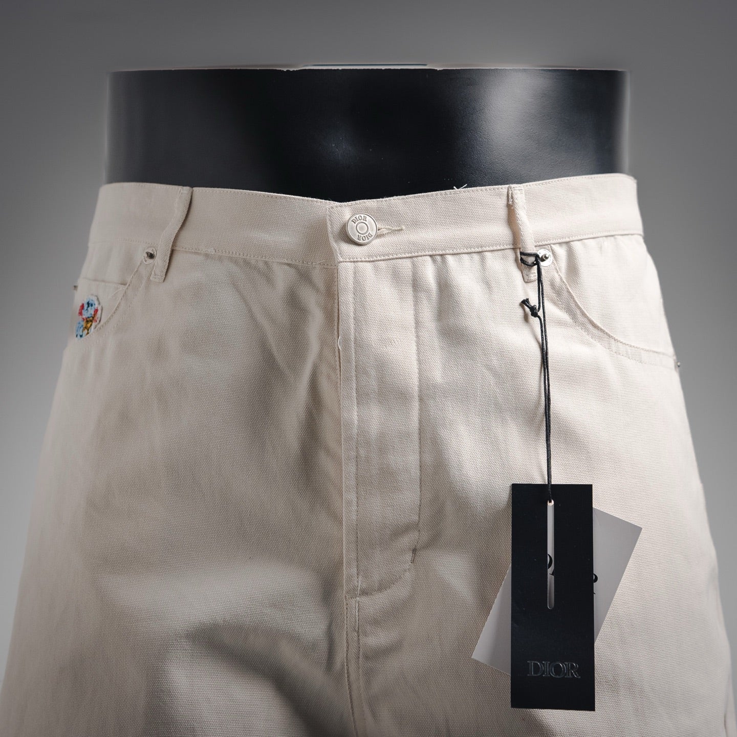 CD 25ss embroidered short