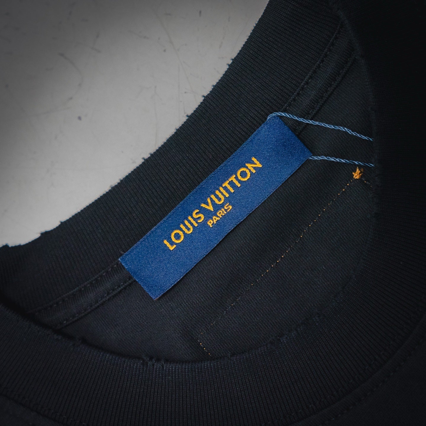 Louis 25ss embossed t-shirt