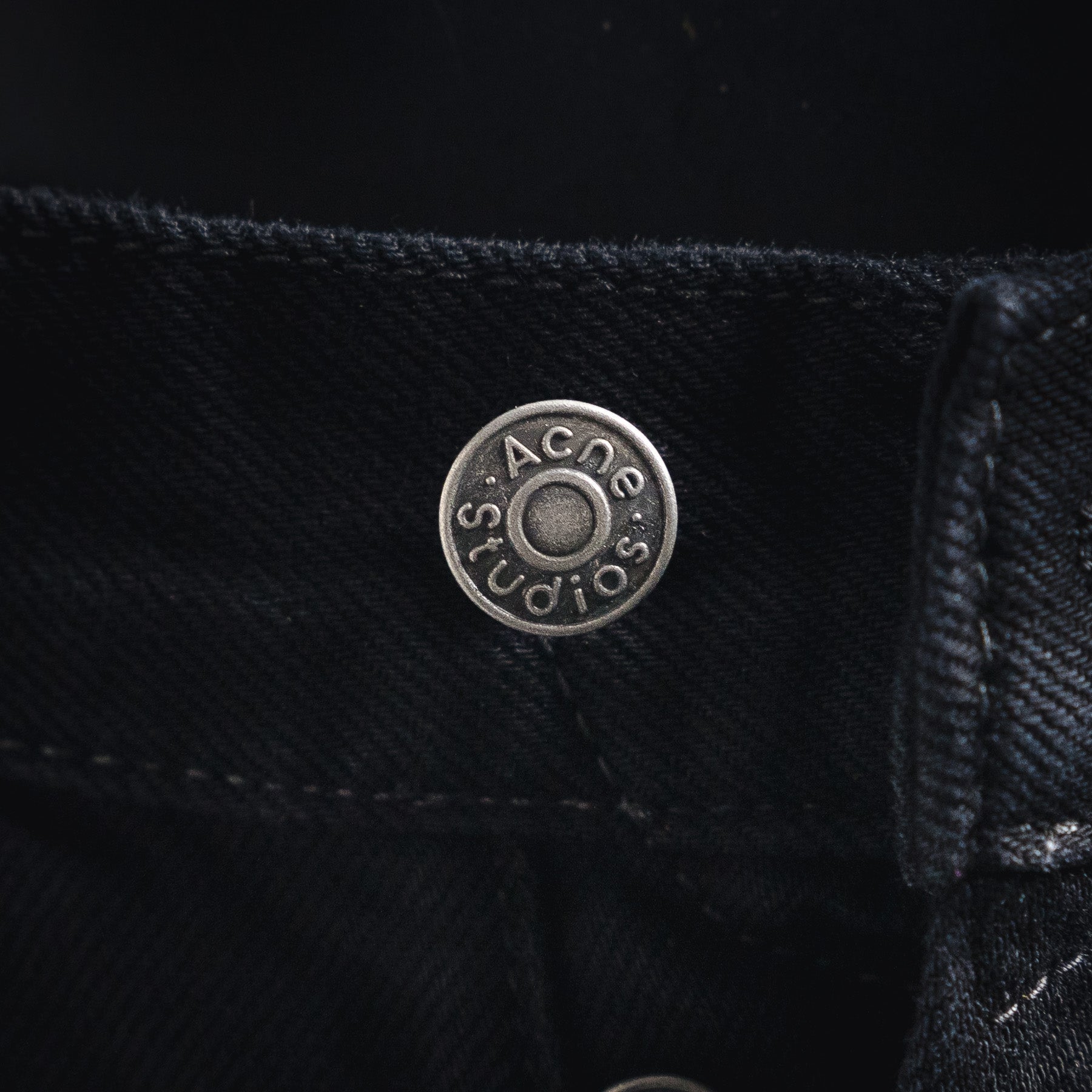 Acne 25ss 1981M jeans