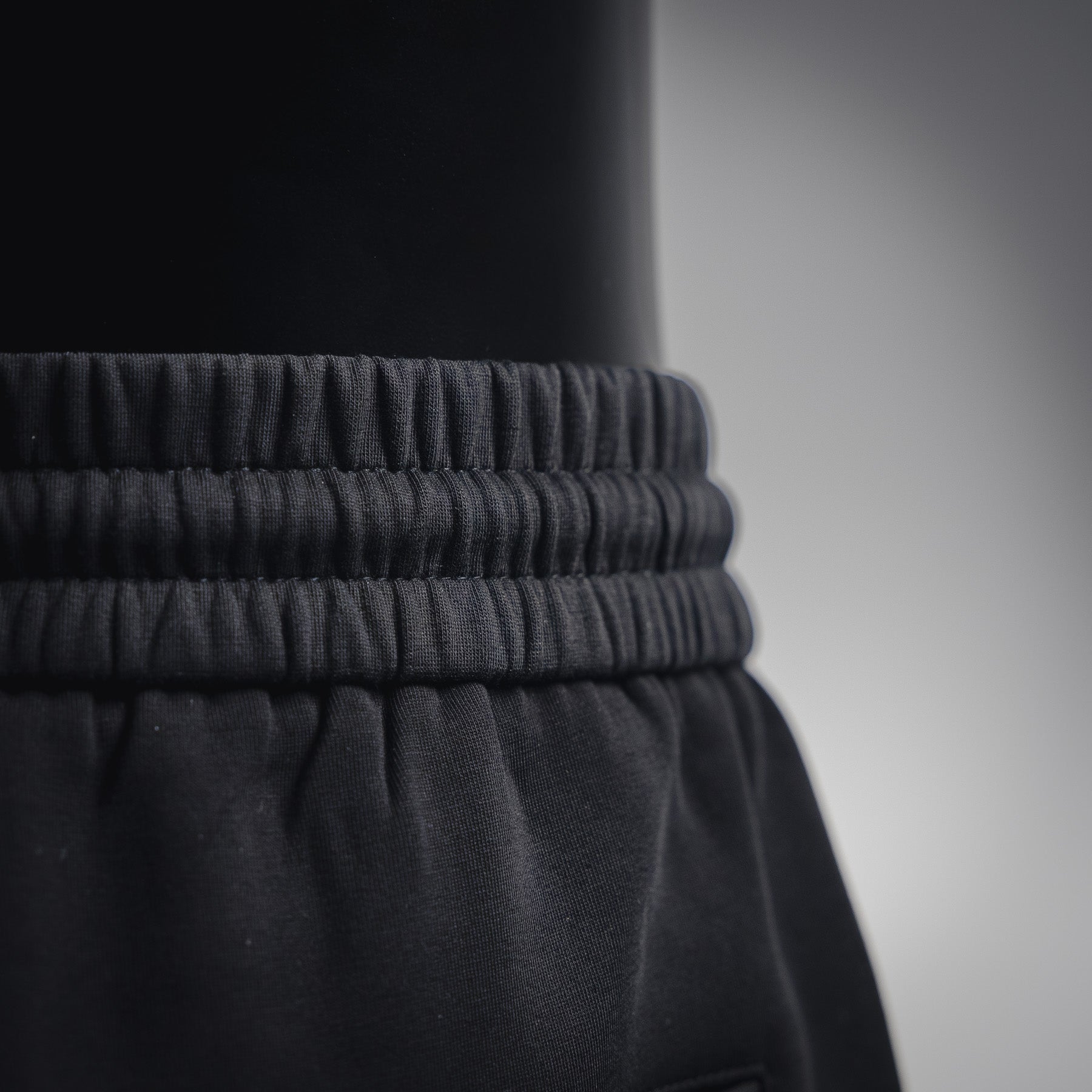 Louis 25ss embroidered short