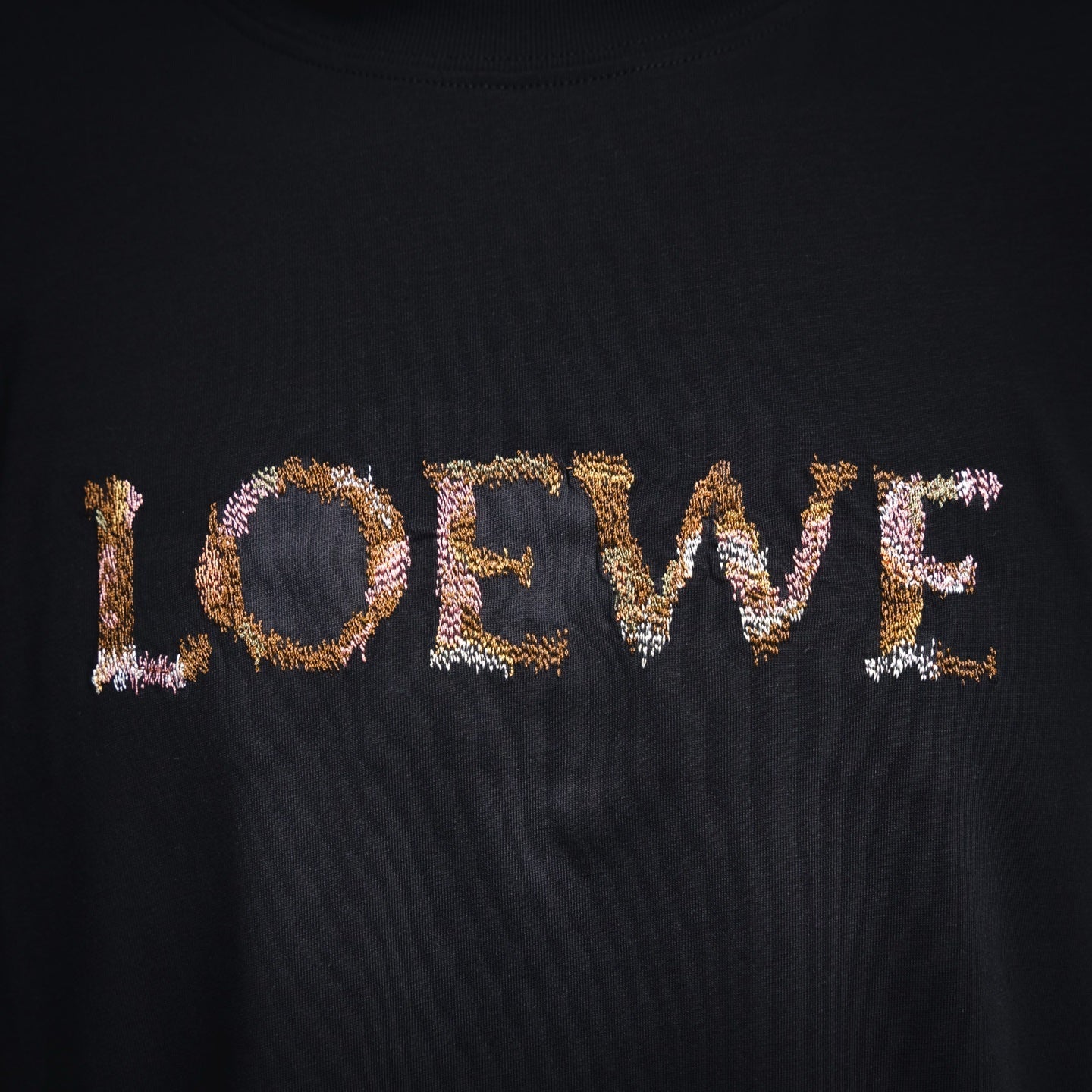Loe 25ss embroidered t-shirt