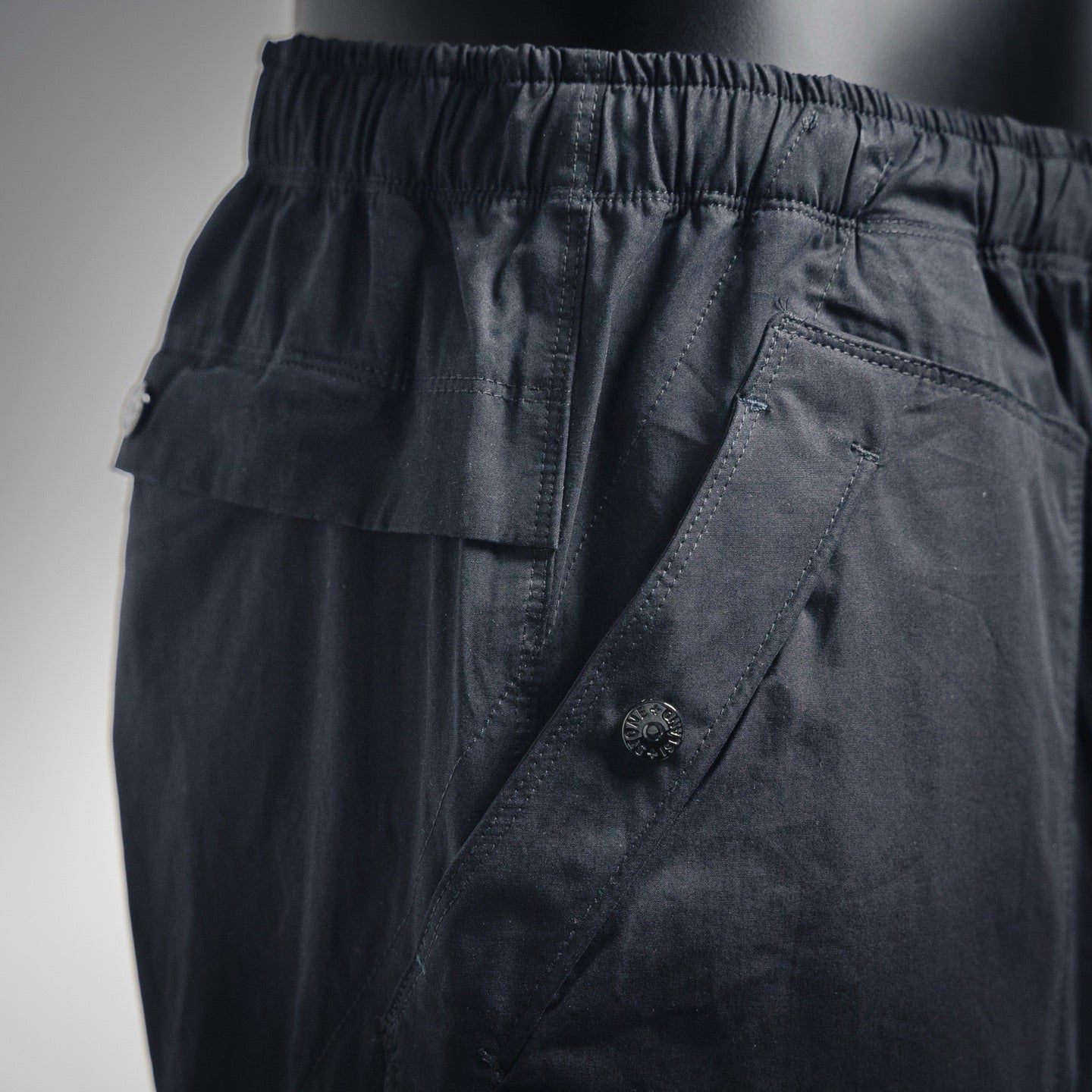 Stone 25ss labels pants