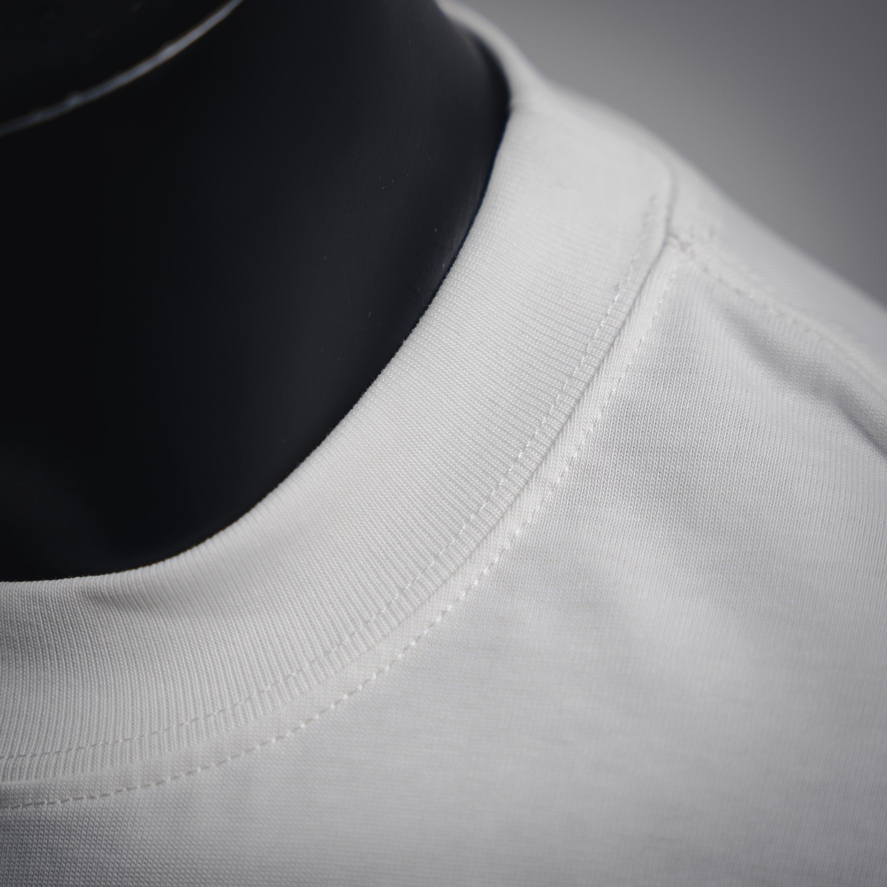 Guc 25ss embroidered t-shirt