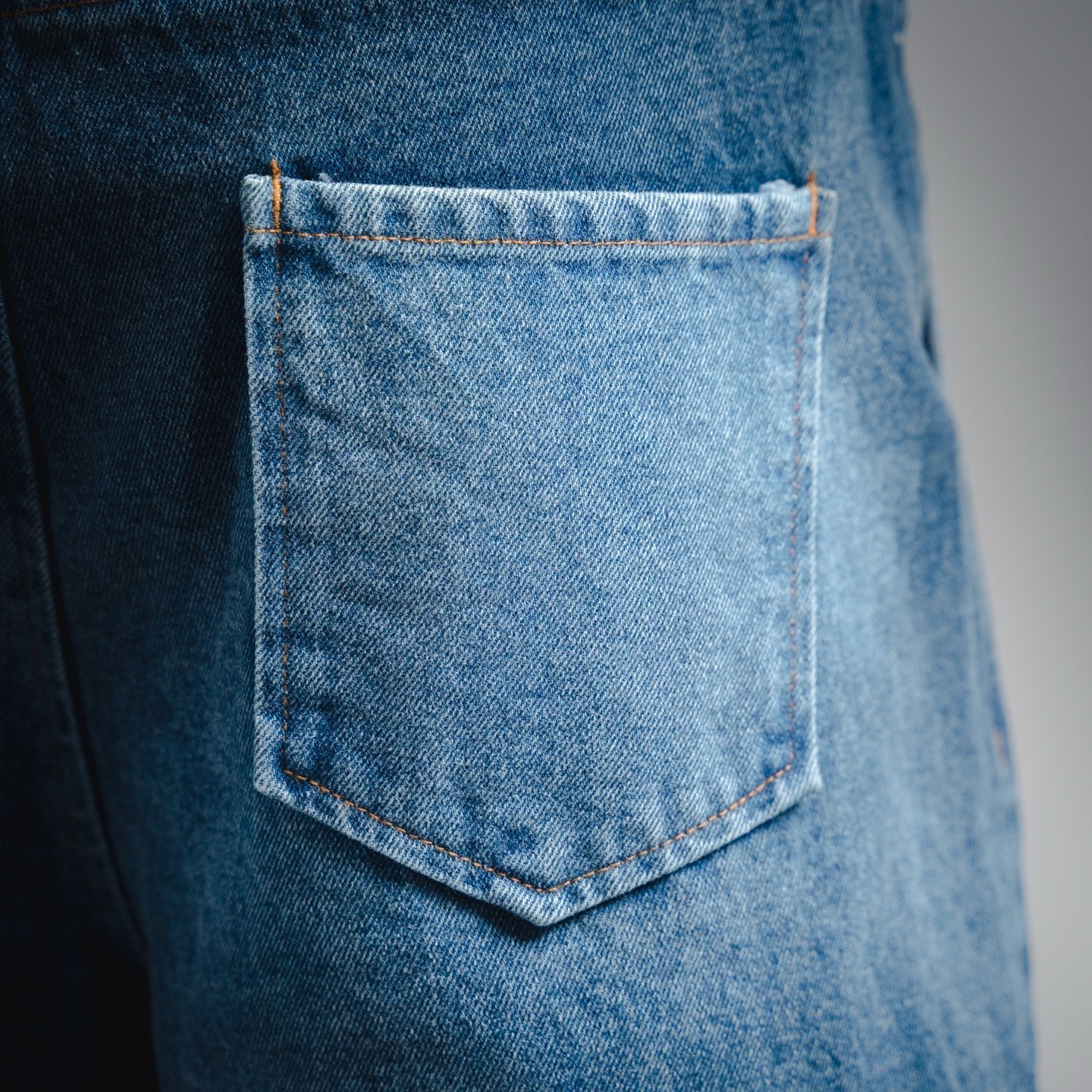 Loe anagram denim short