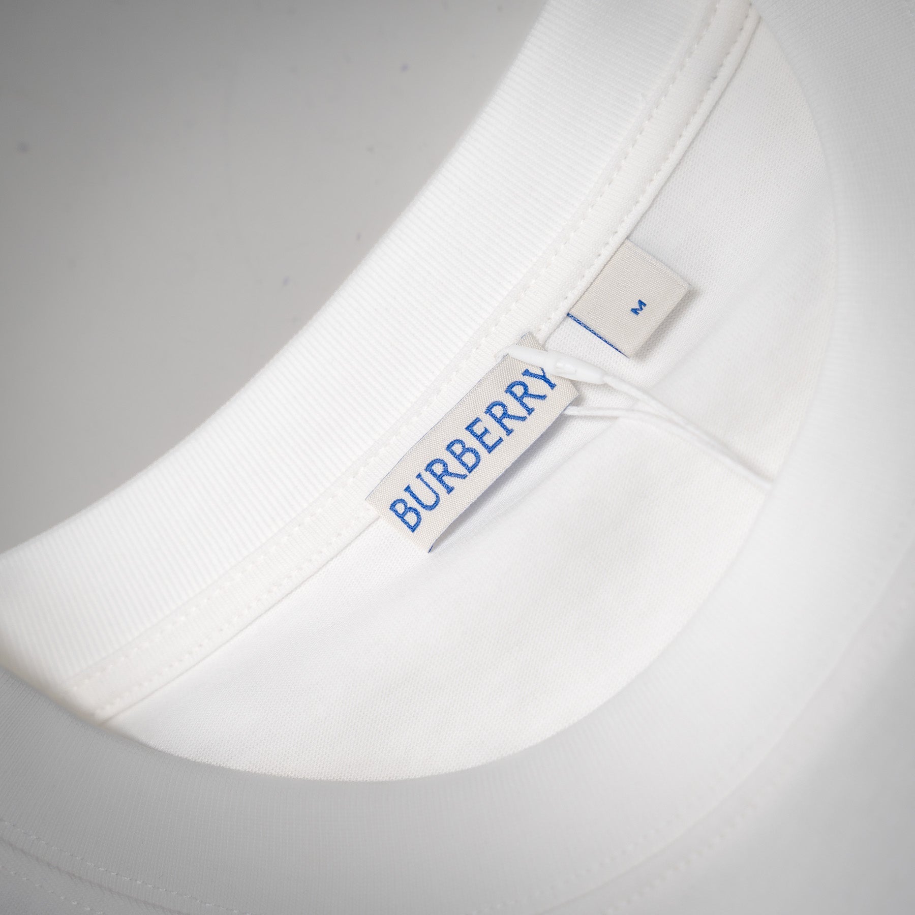 Bur embroidered t-shirt