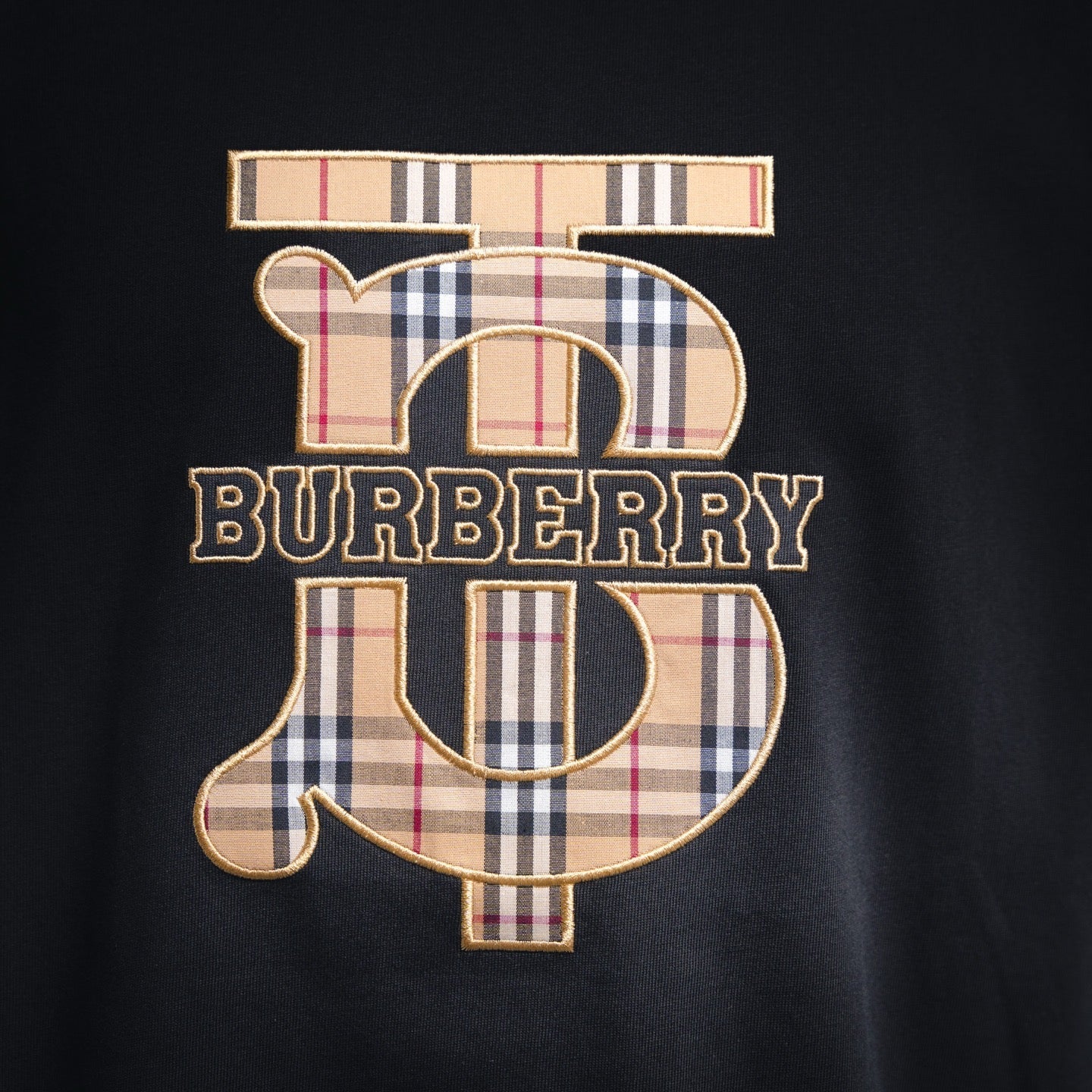 Bur embroidered t-shirt