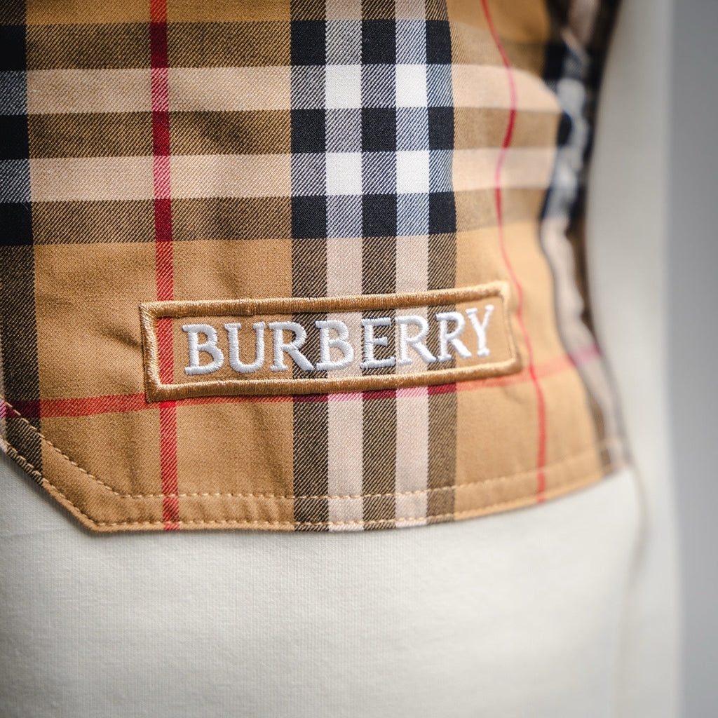 Bur embroidered short