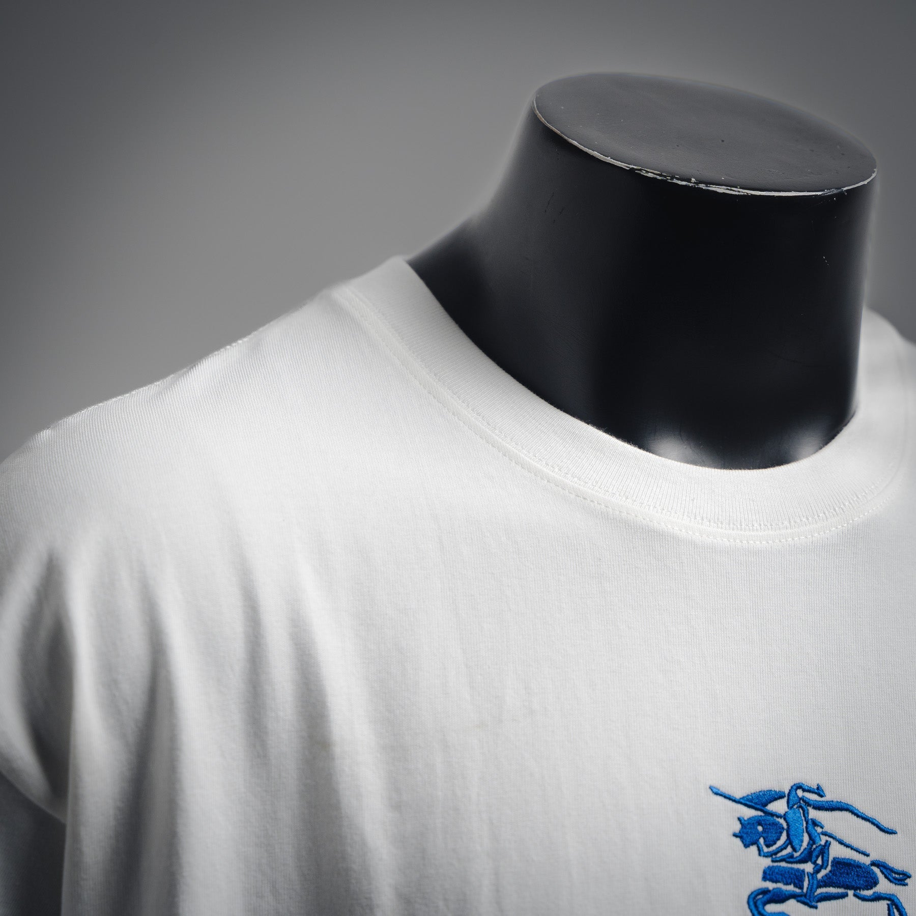 Bur embroidered t-shirt