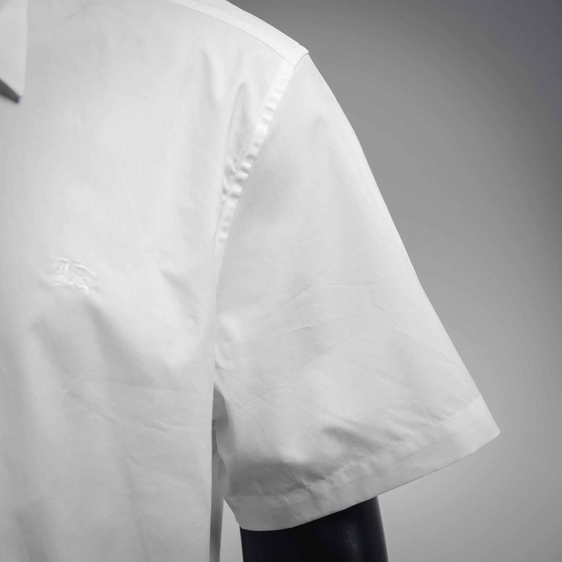 Bur embroidered shirt