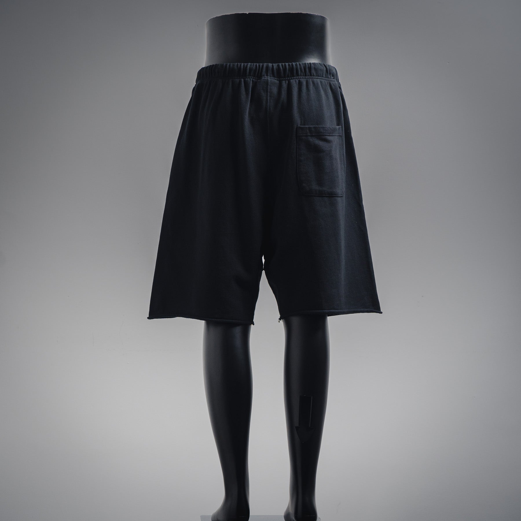 Saint mic ribon saint print short