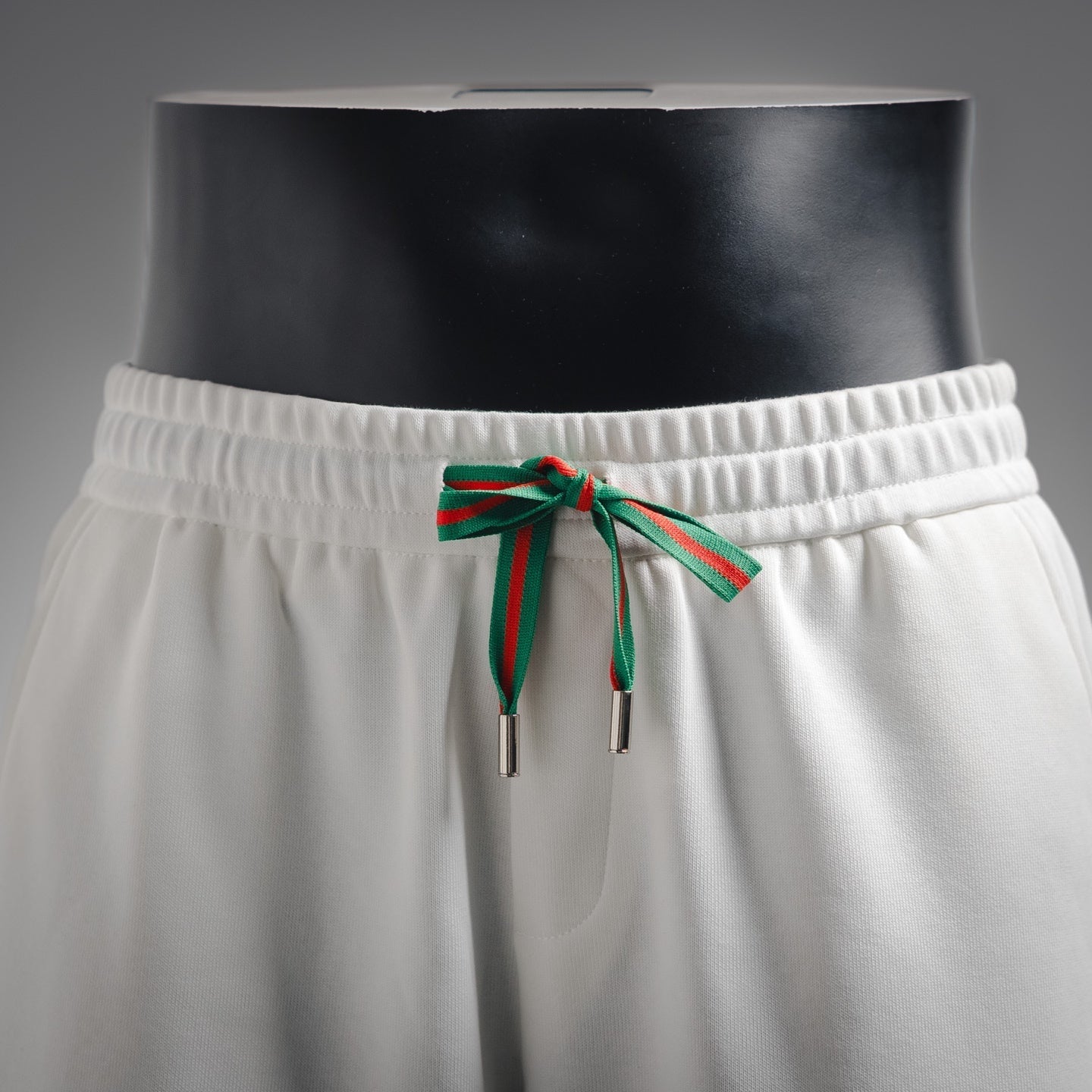 Guc 25ss print short