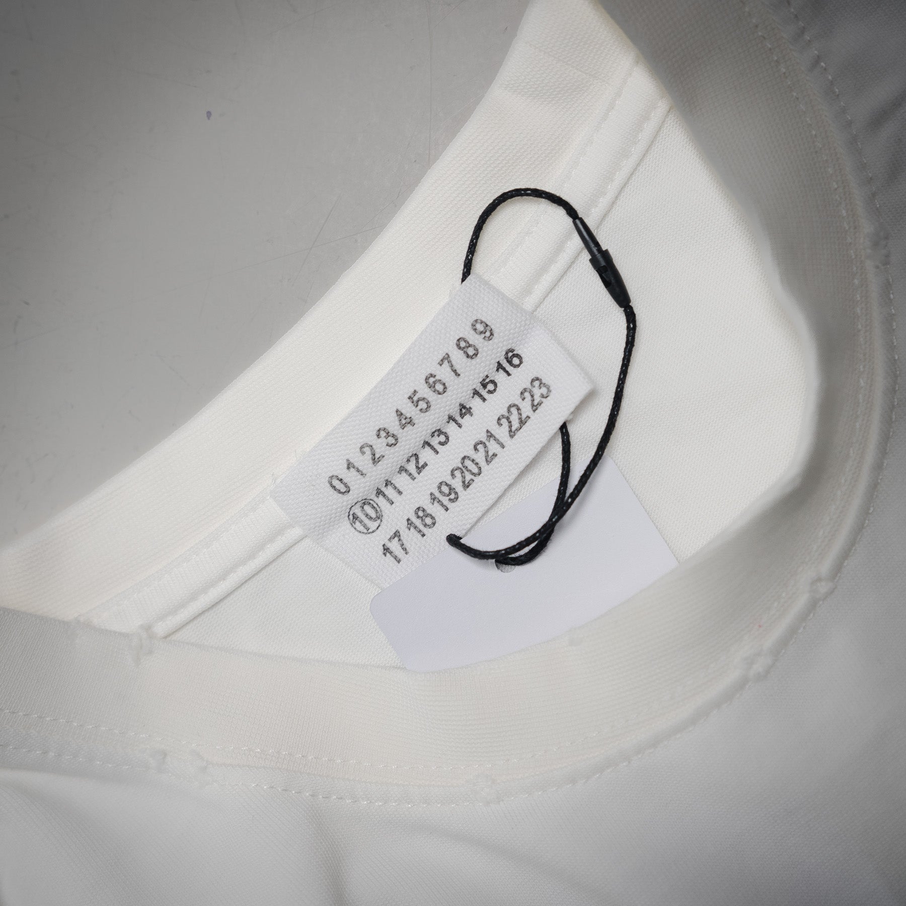 Margie 25ss embroidered t-shirt