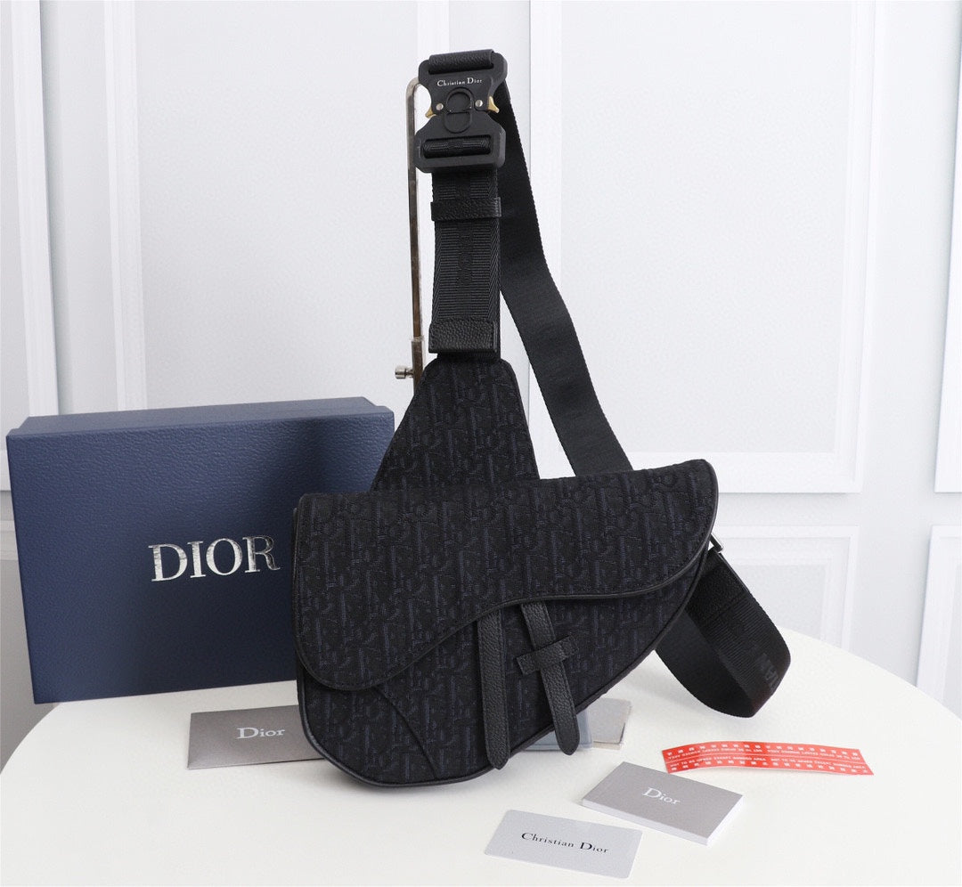 Dio  saddle oblique bag