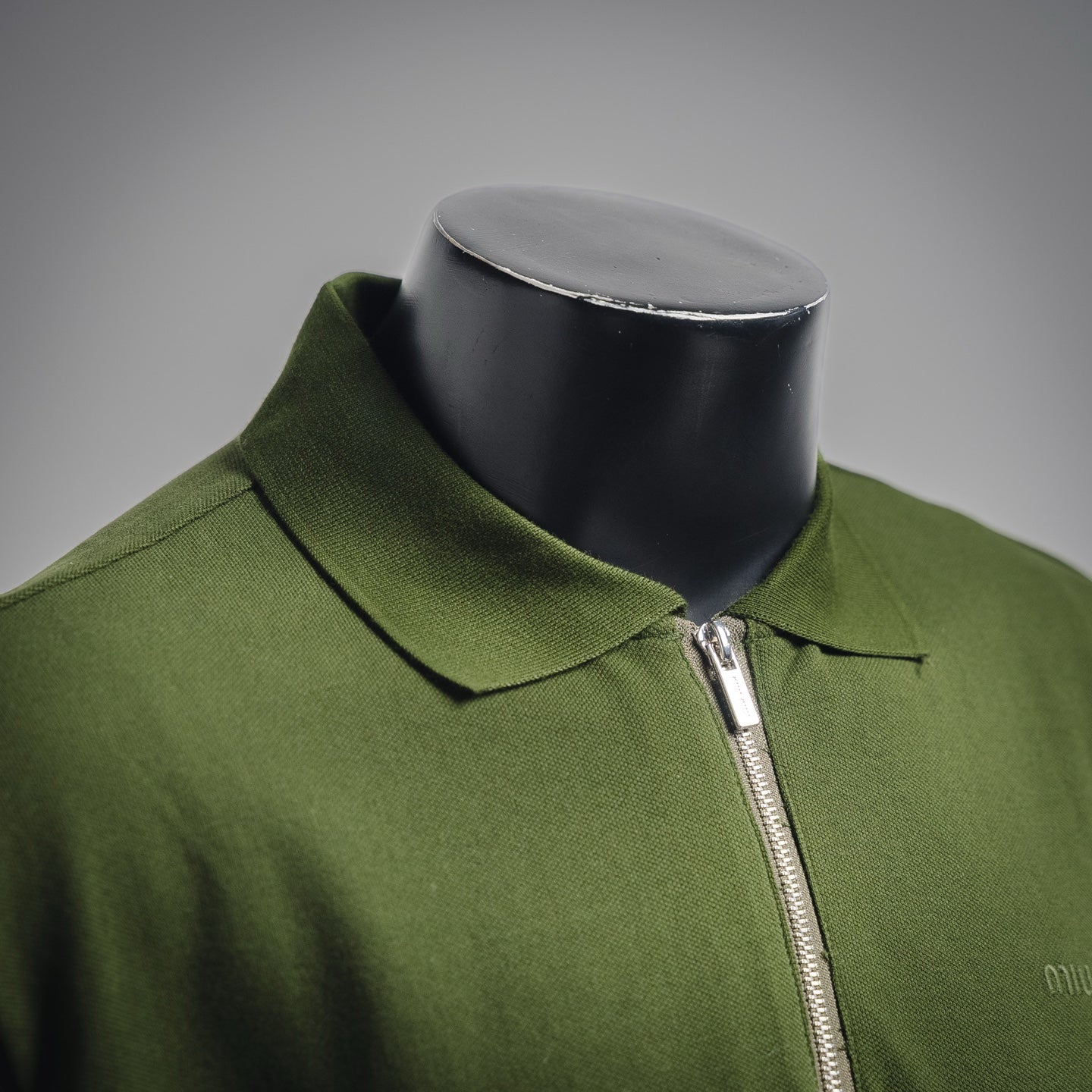 Miu 25ss zipper polo