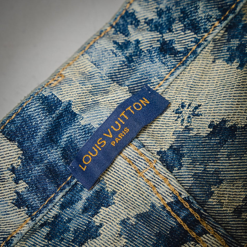 Louis jacquard short