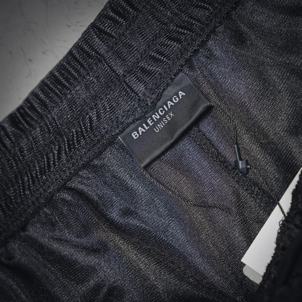 Balen 25ss embroidered short