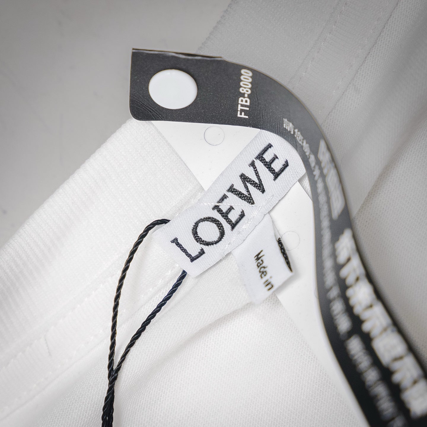 Loe 25ss embroidered t-shirt