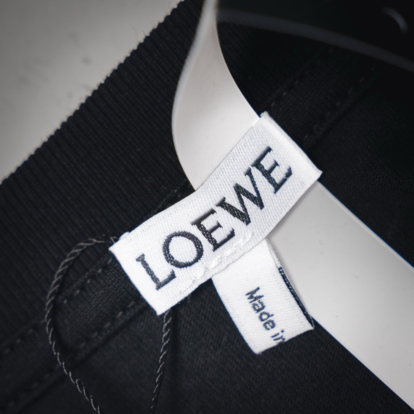 Loe 25ss embroidered t-shirt