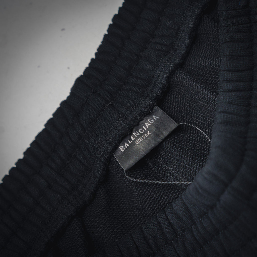 Balen 25ss embroidered short