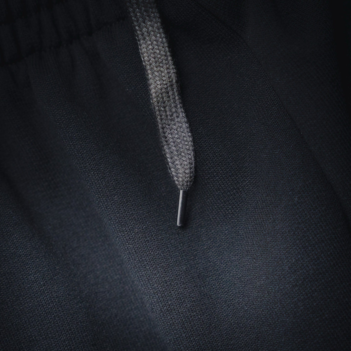 Balen 25ss embroidered short