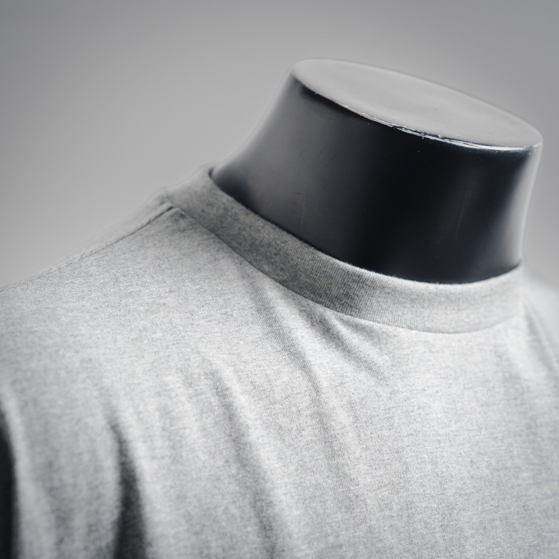 Miu 25ss embroidered t-shirt