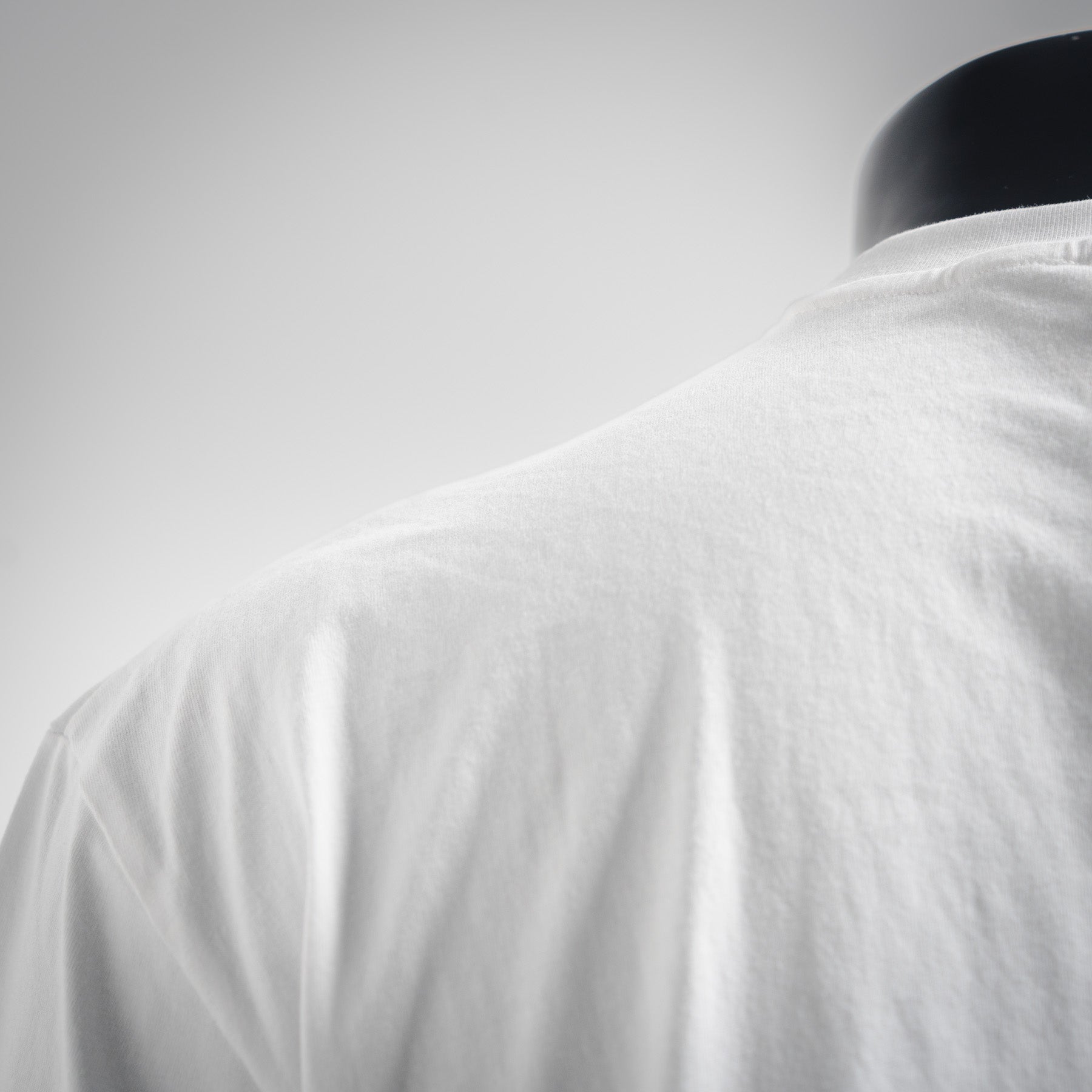 Miu 25ss embroidered t-shirt