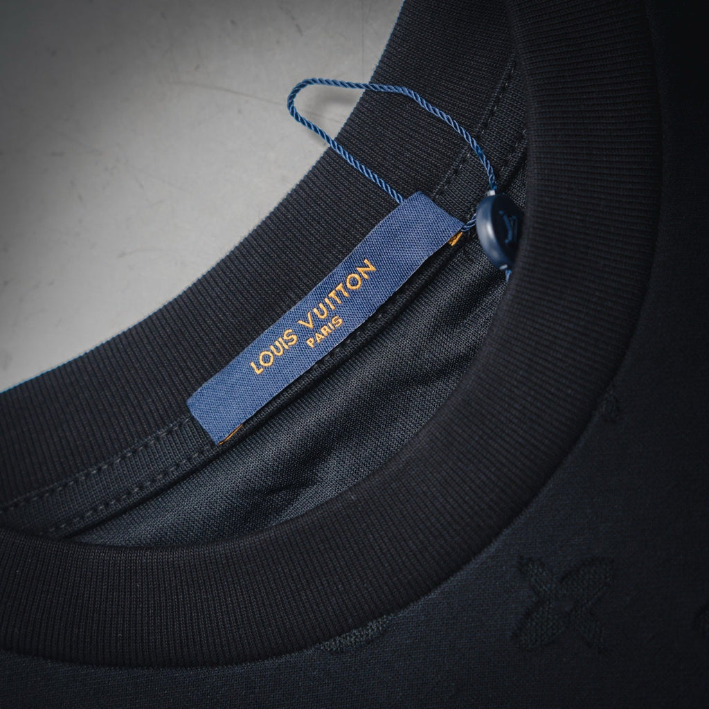 Louis 25ss embroidered t-shirt
