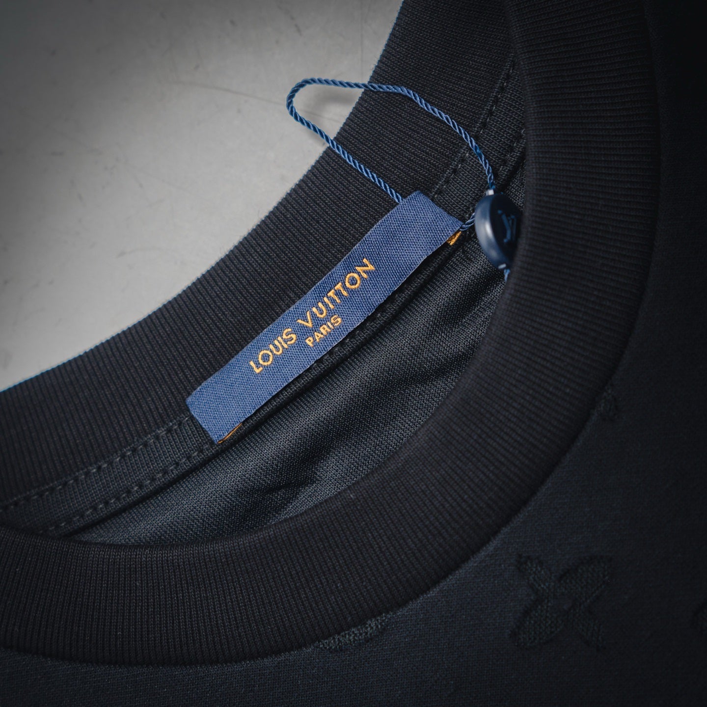 Louis 25ss embroidered t-shirt