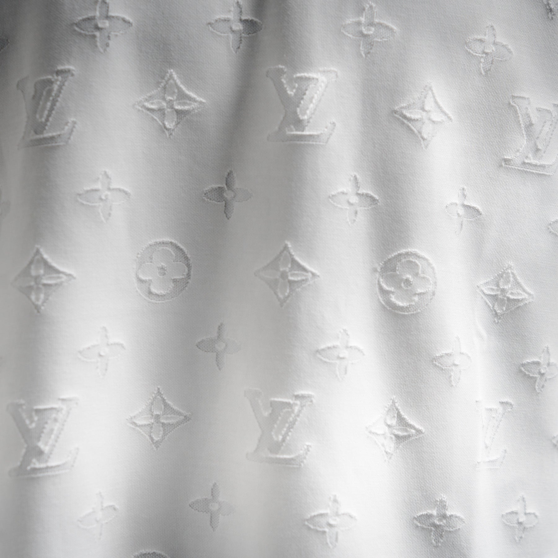 Louis 25ss embroidered t-shirt