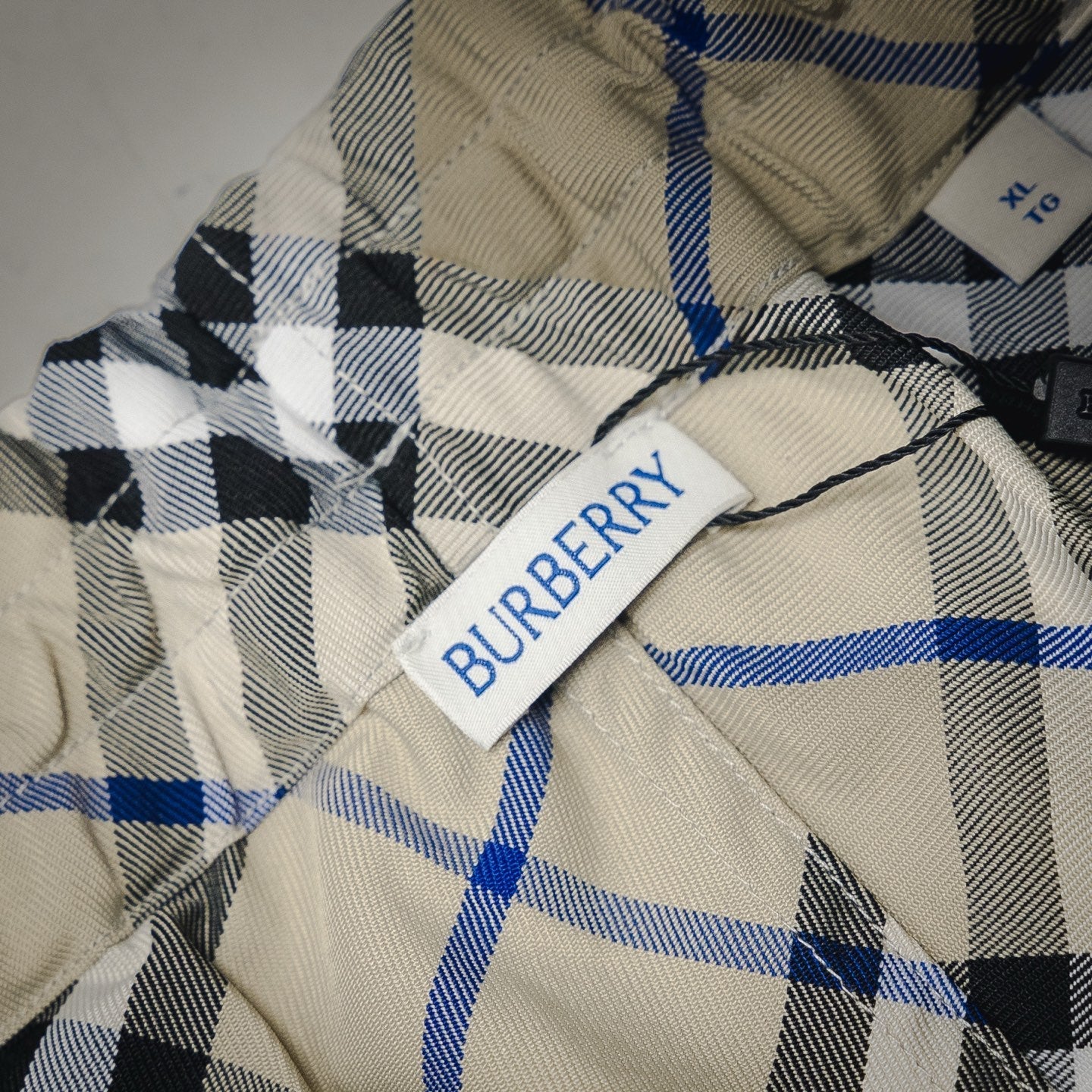 Bur 25ss print short