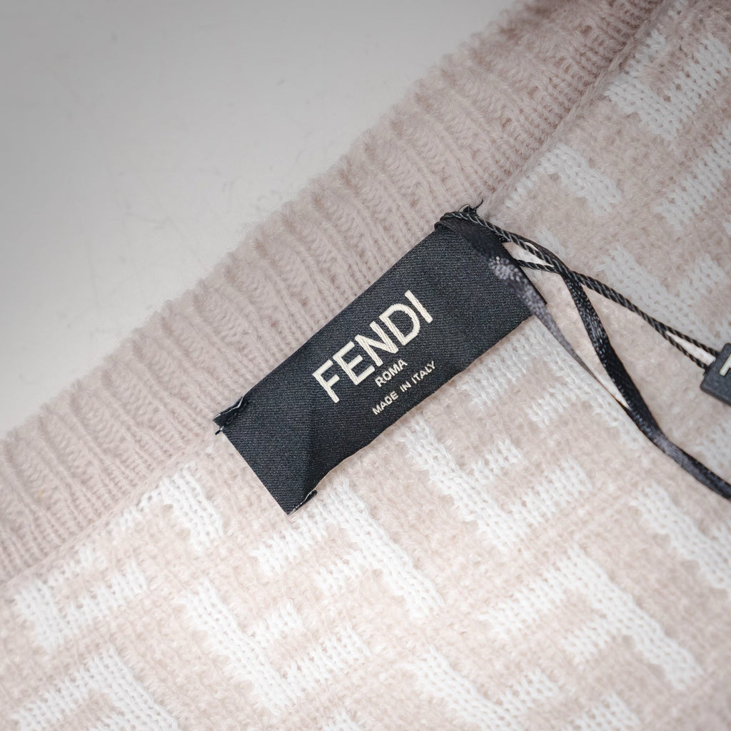Fend 25ss knit sweater