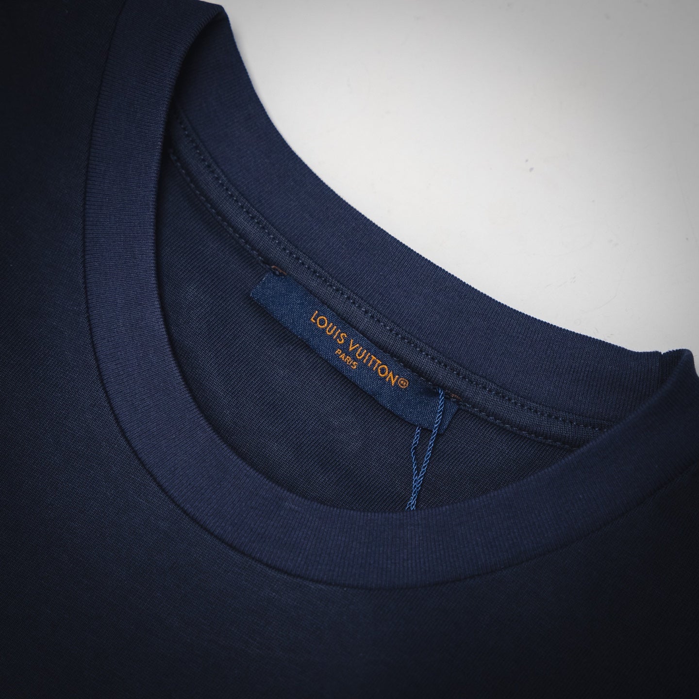 Louis 25ss embroidered t-shirt