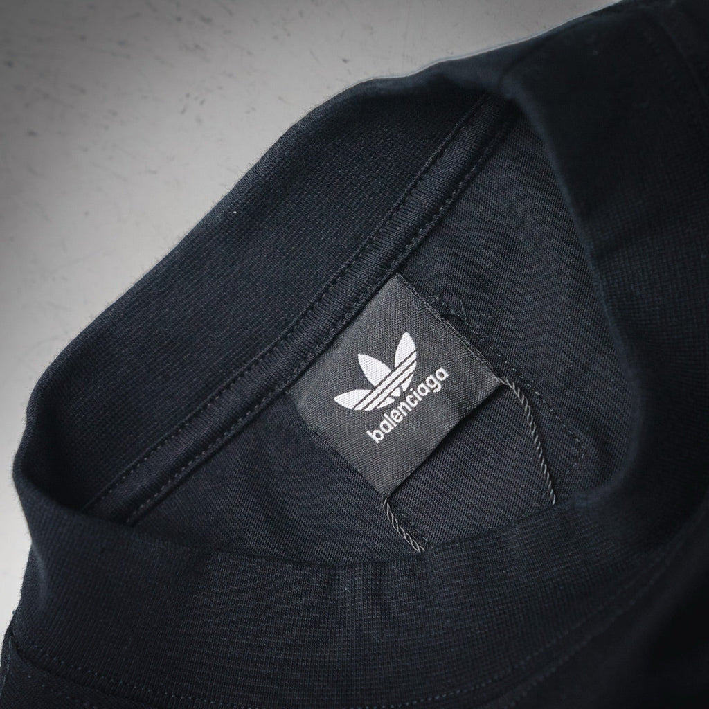 Balen * adi 25ss embroidered t-shirt