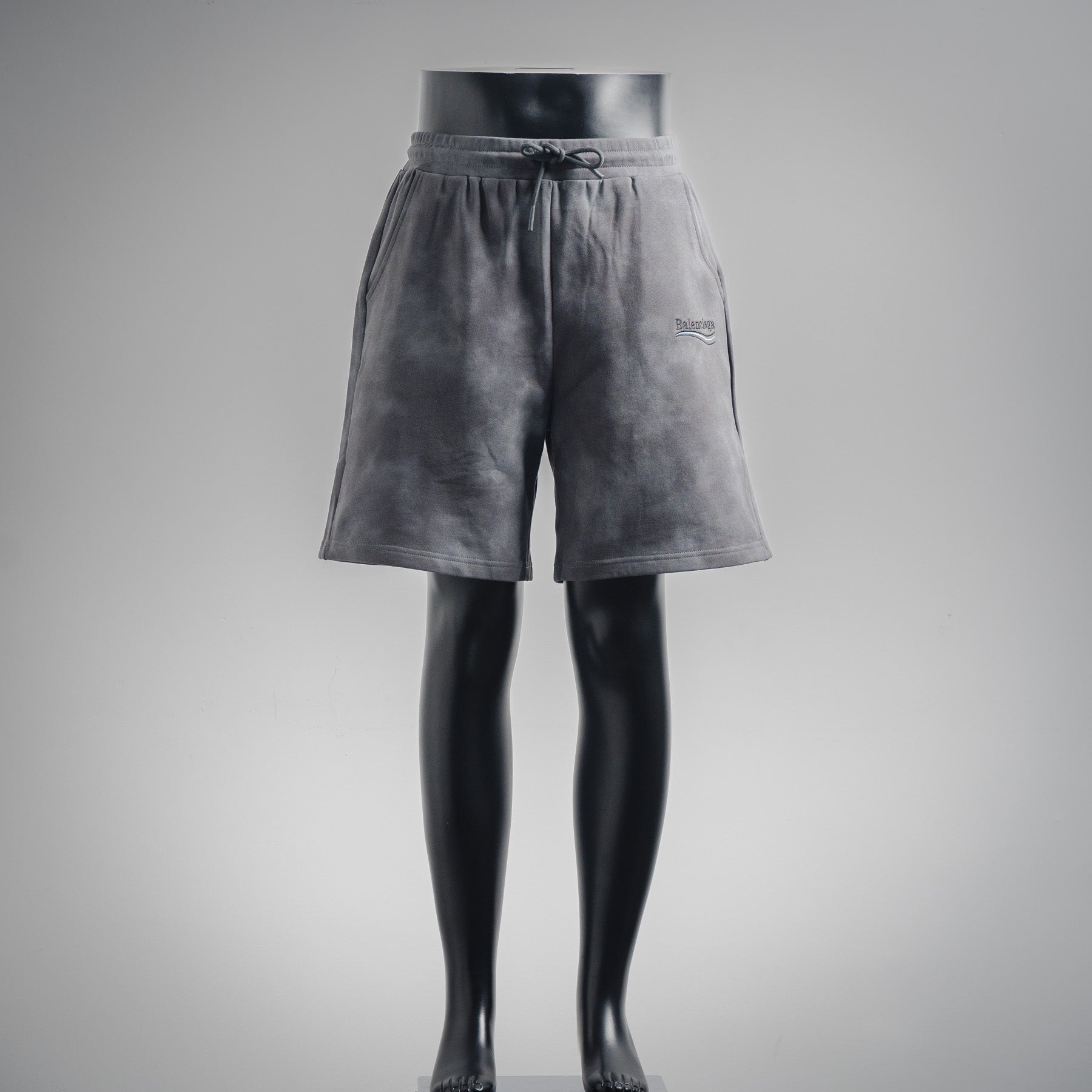 Balen 25ss embroidered short