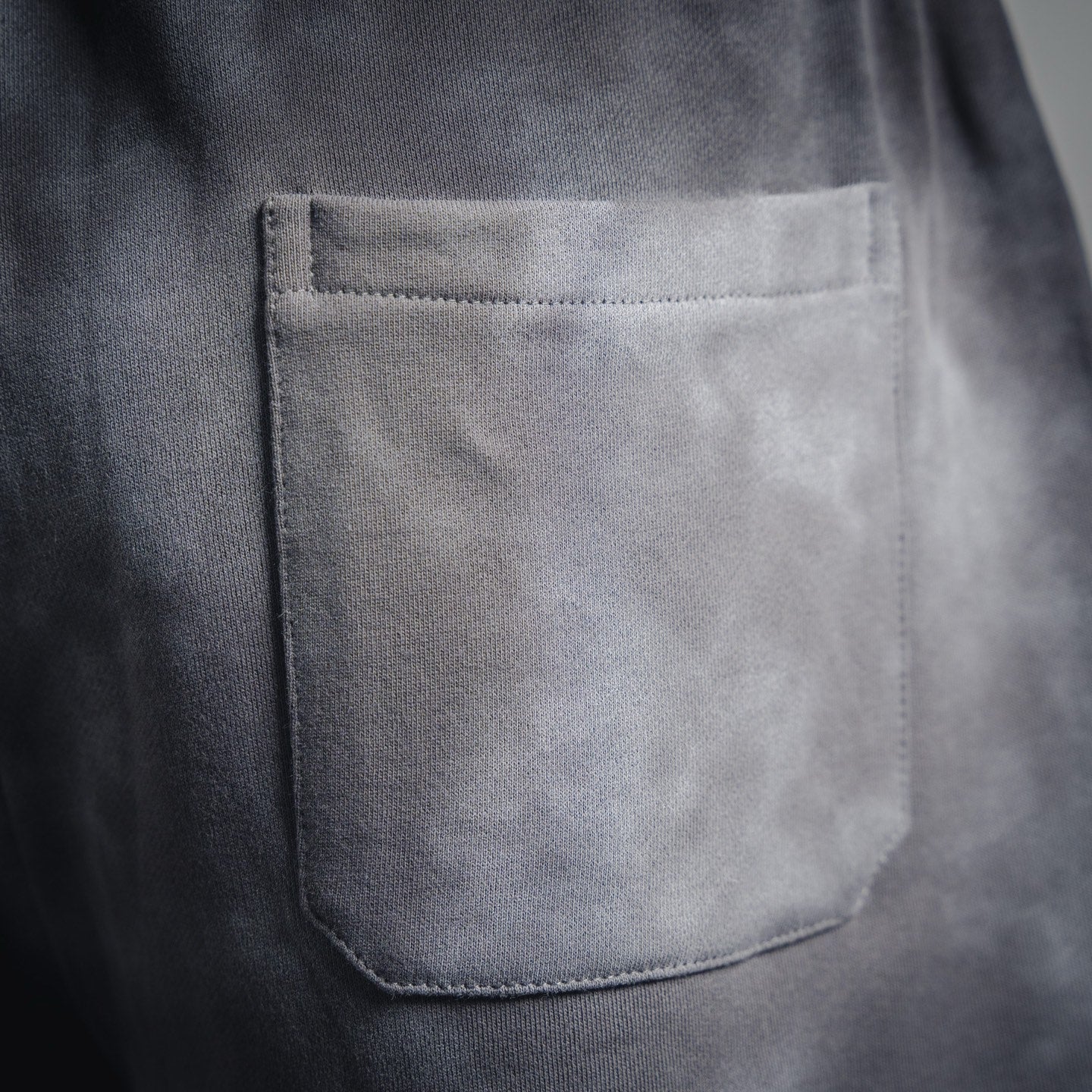 Balen 25ss embroidered short