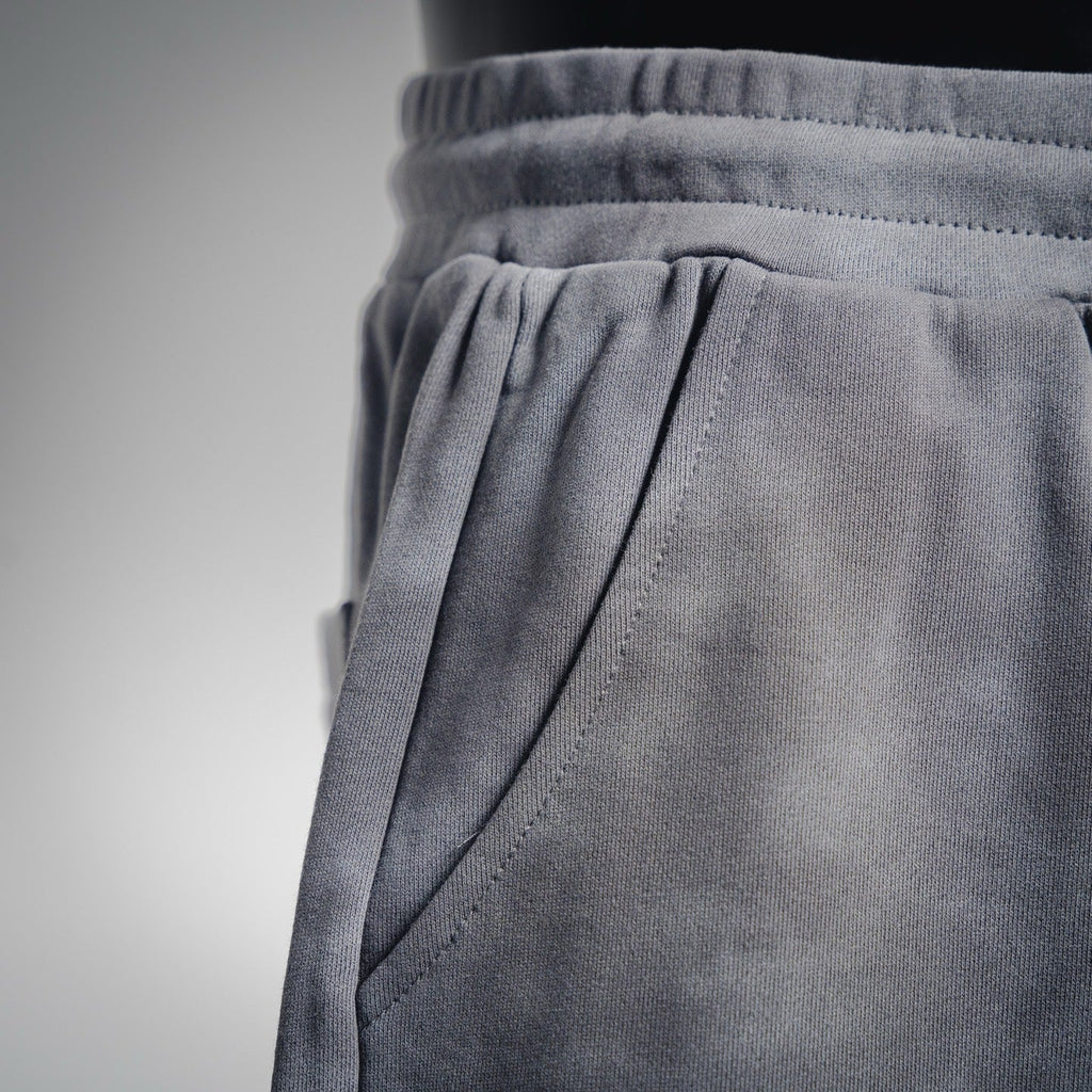 Balen 25ss embroidered short