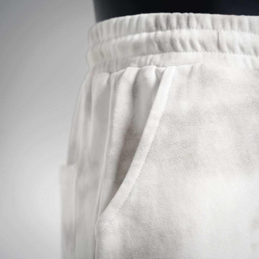 Balen 25ss embroidered short