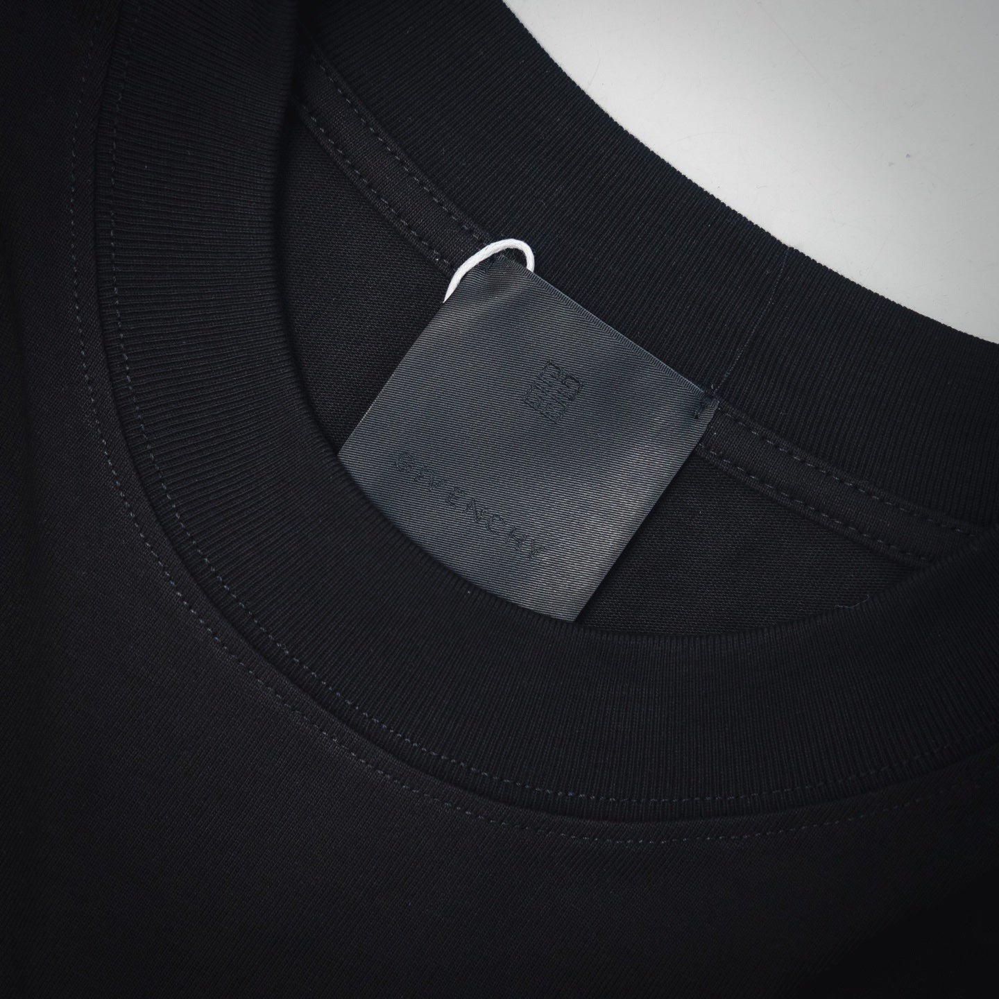 Given 25ss printed t-shirt