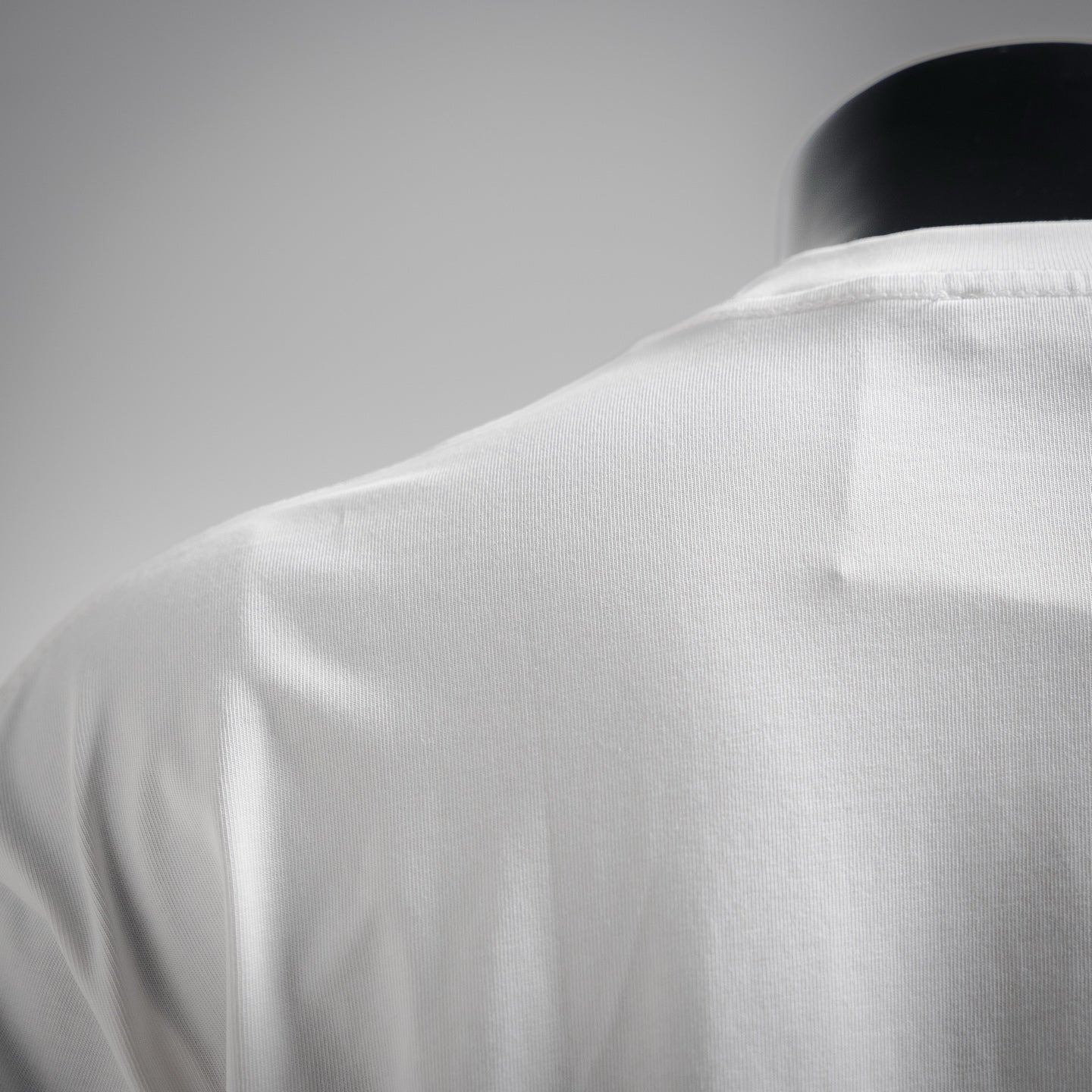 Pra 25ss embossed t-shirt