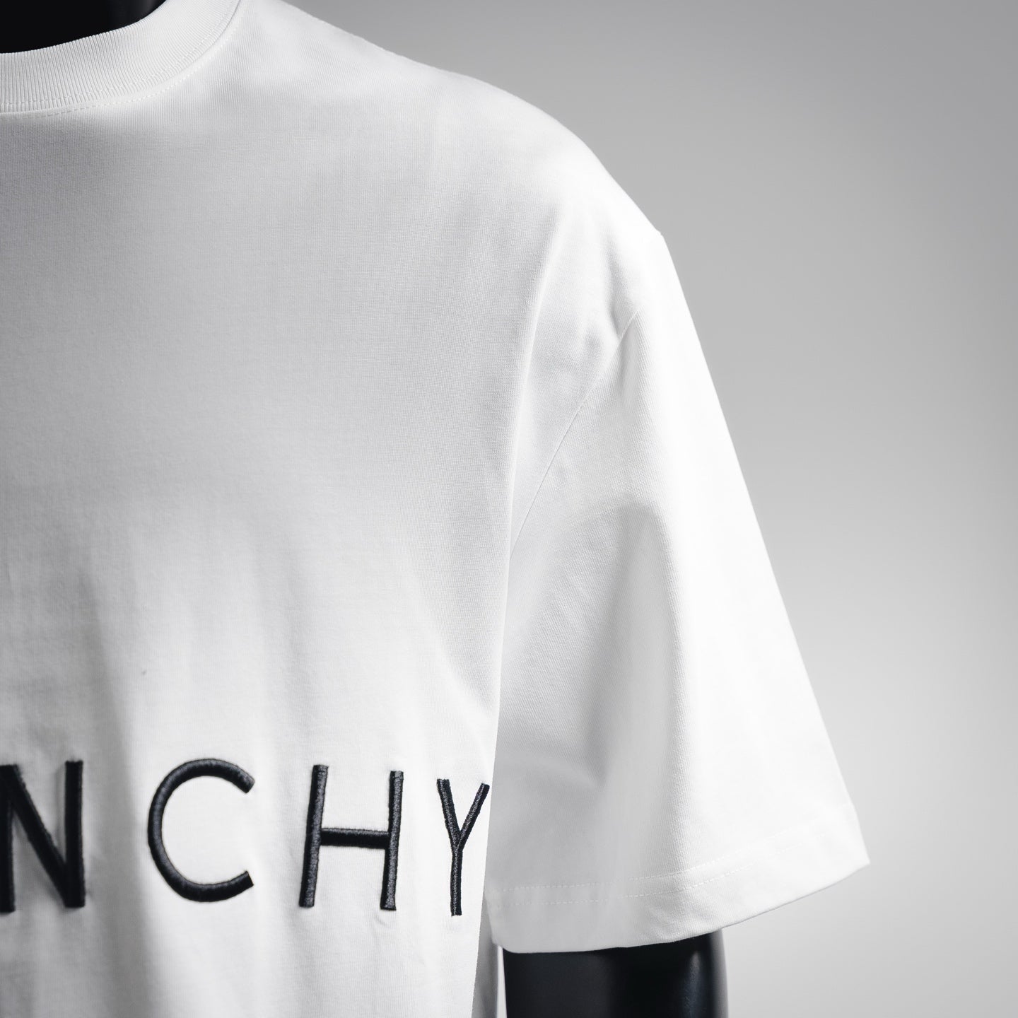 Given 25ss embroidered t-shirt