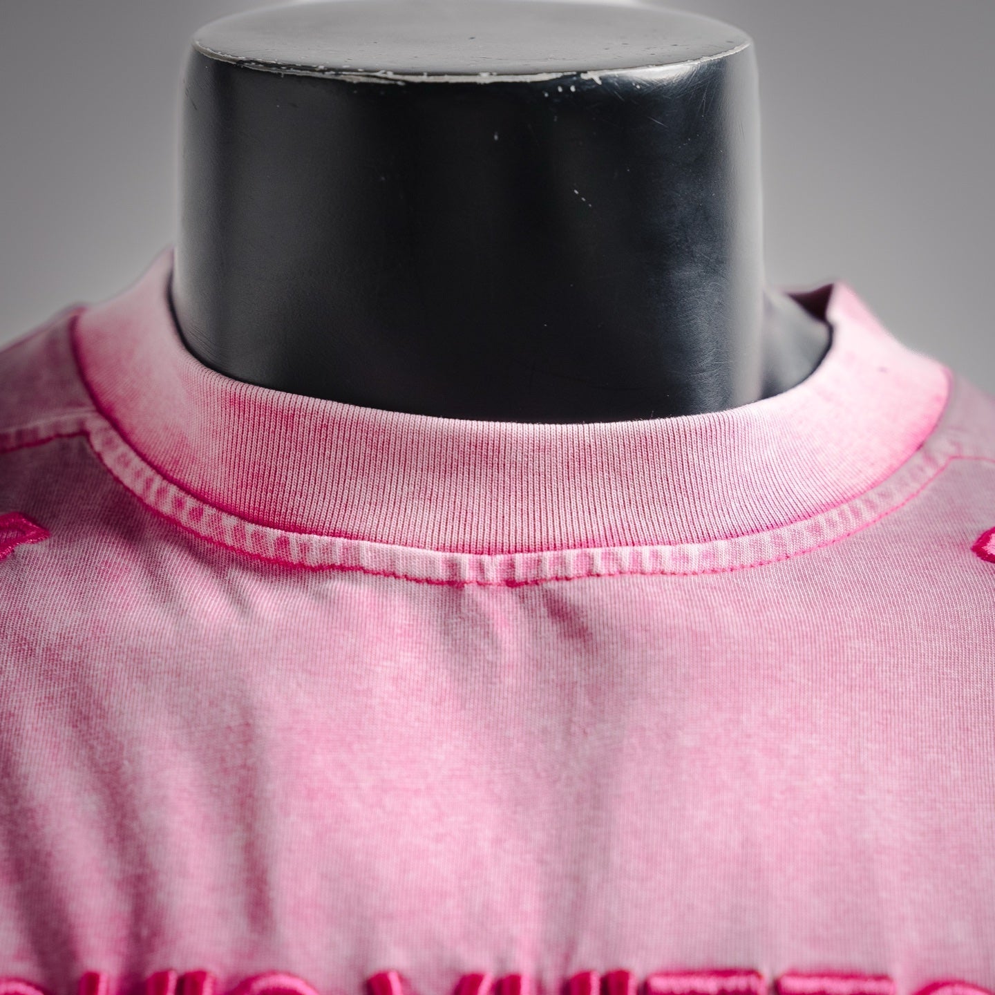 Louis 25ss embroidered t-shirt