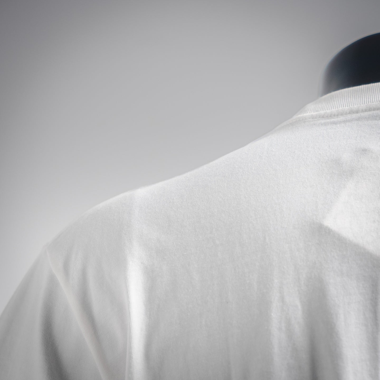 Loe 25ss embroidered t-shirt