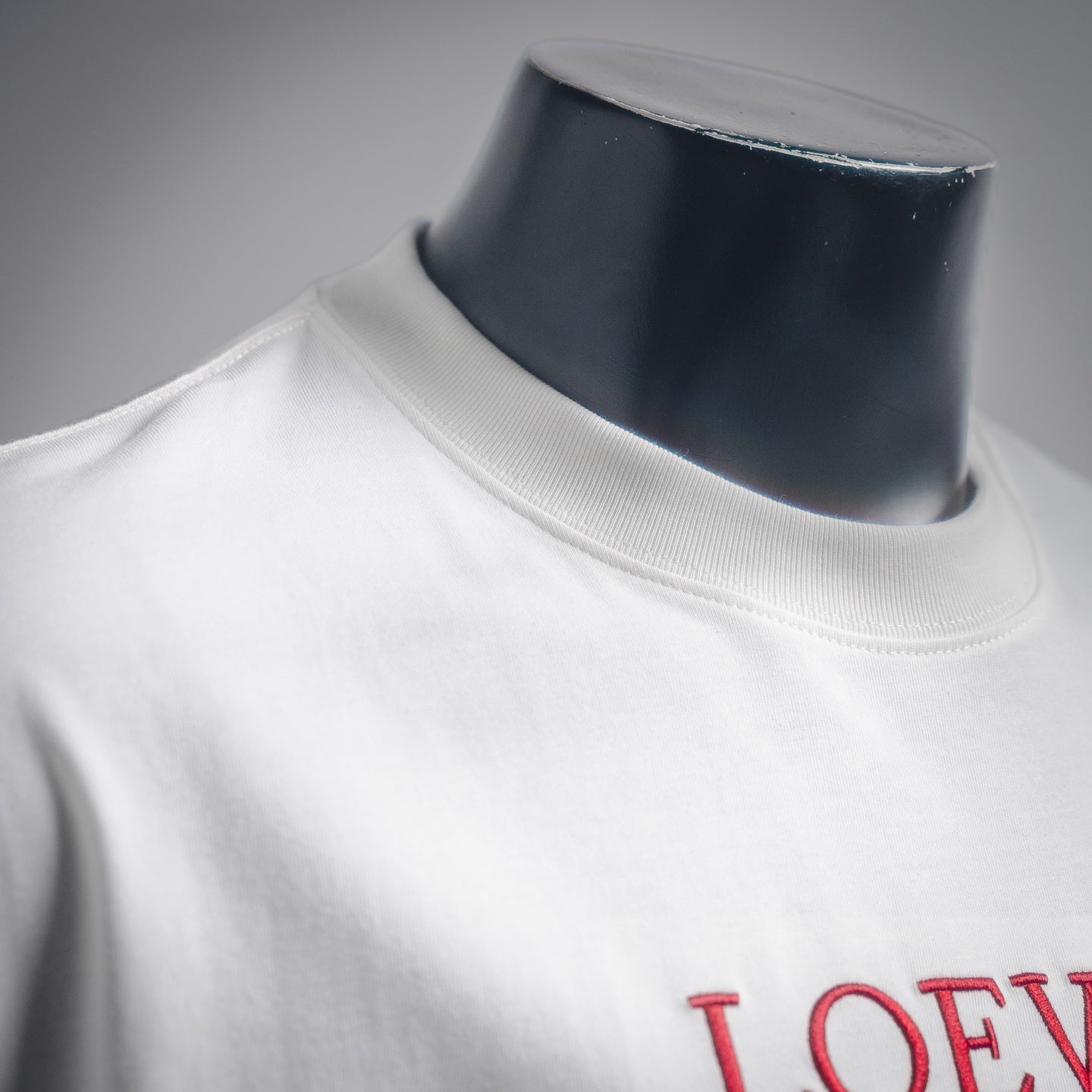Loe 25ss embroidered t-shirt