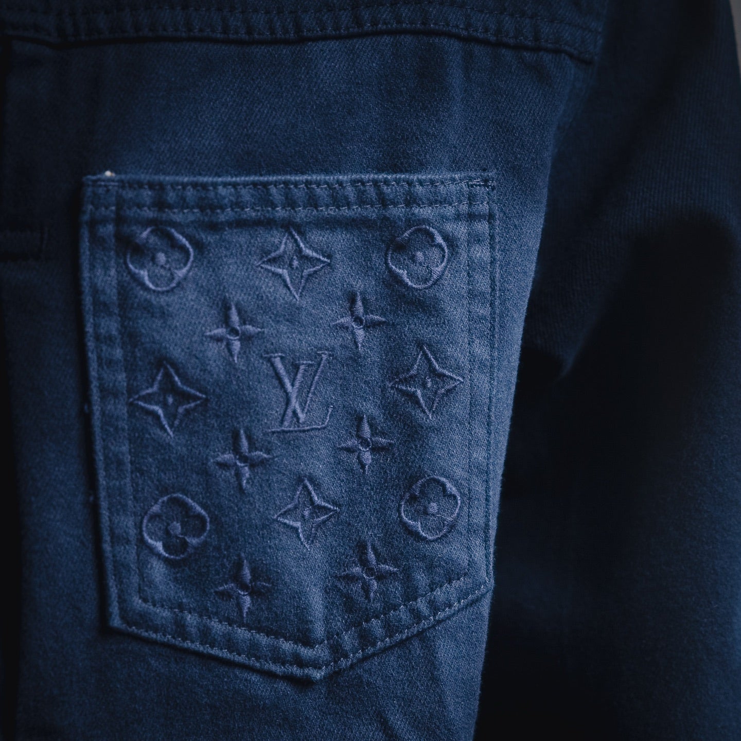 Louis 25ss embossed jacket