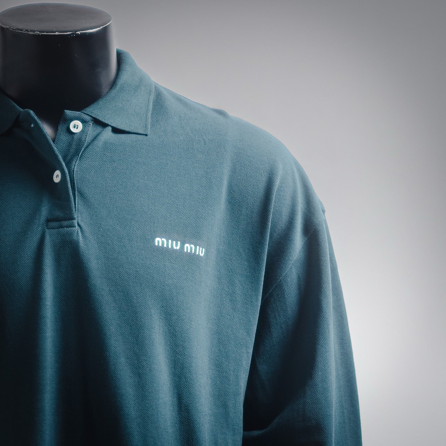 Miu 25ss embroidered polo